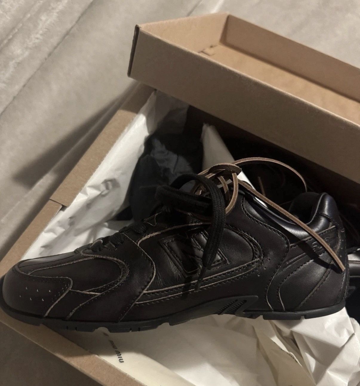 Miu Miu × New Balance Authentic Miu Miu sneakers in size 36 (US 6) Size US 6 / IT 36 - 4 Thumbnail