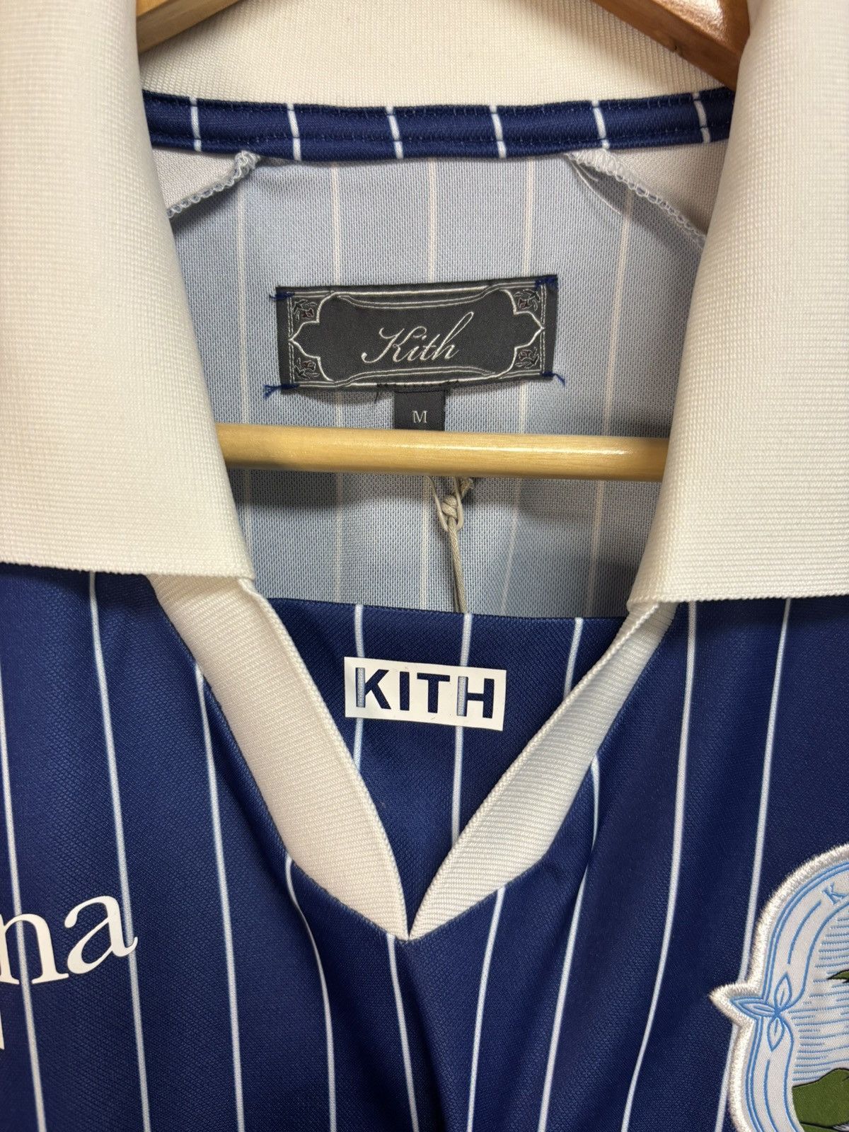 Kith Kith Hawaii Exclusive Soccer Jersey size Medium NWT Size US M / EU 48-50 / 2 - 3 Thumbnail