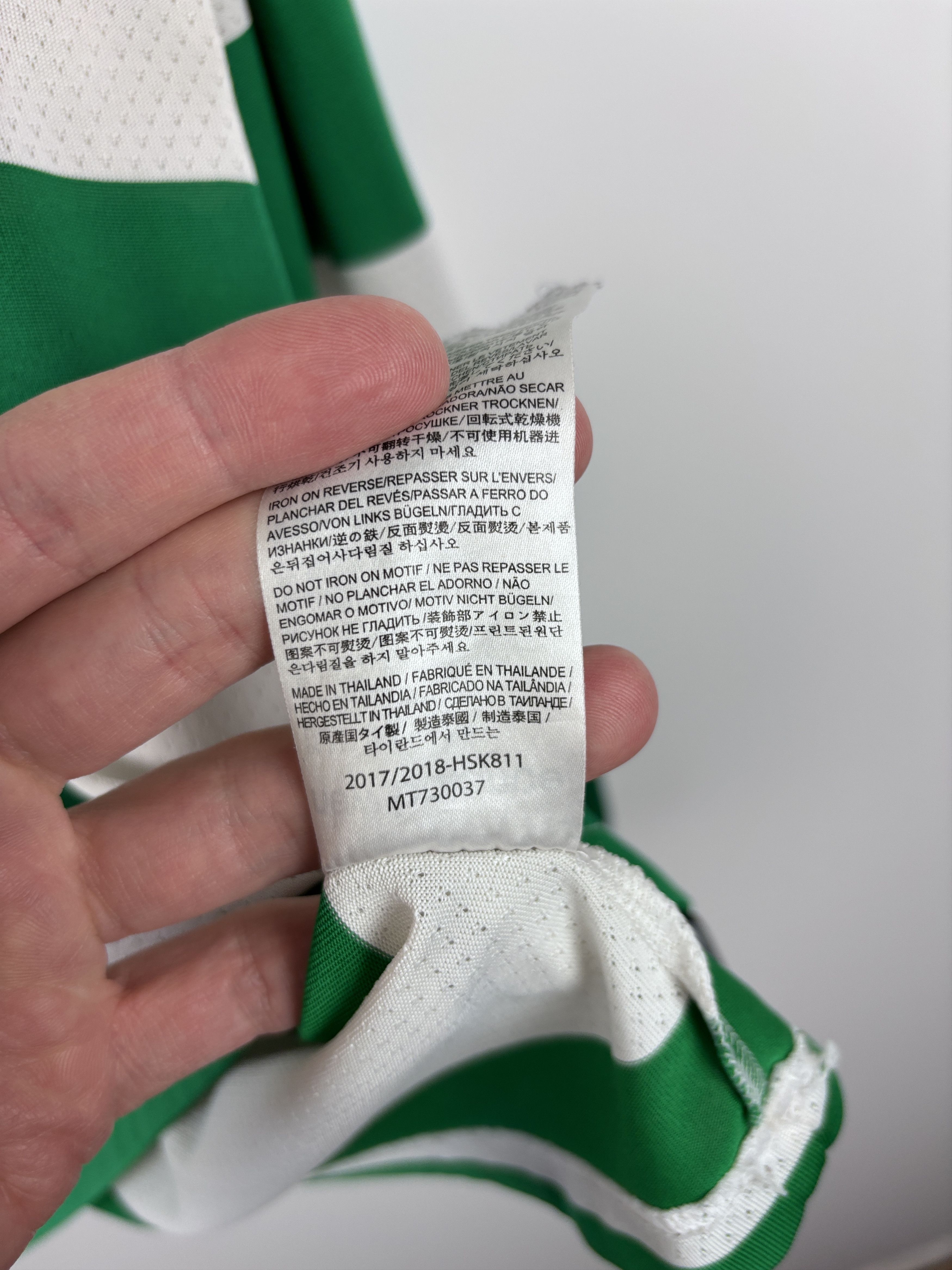 New Balance Celtic 2017-18 Football Long Sleeve Jersey New Balance M Size US M / EU 48-50 / 2 - 10 Thumbnail