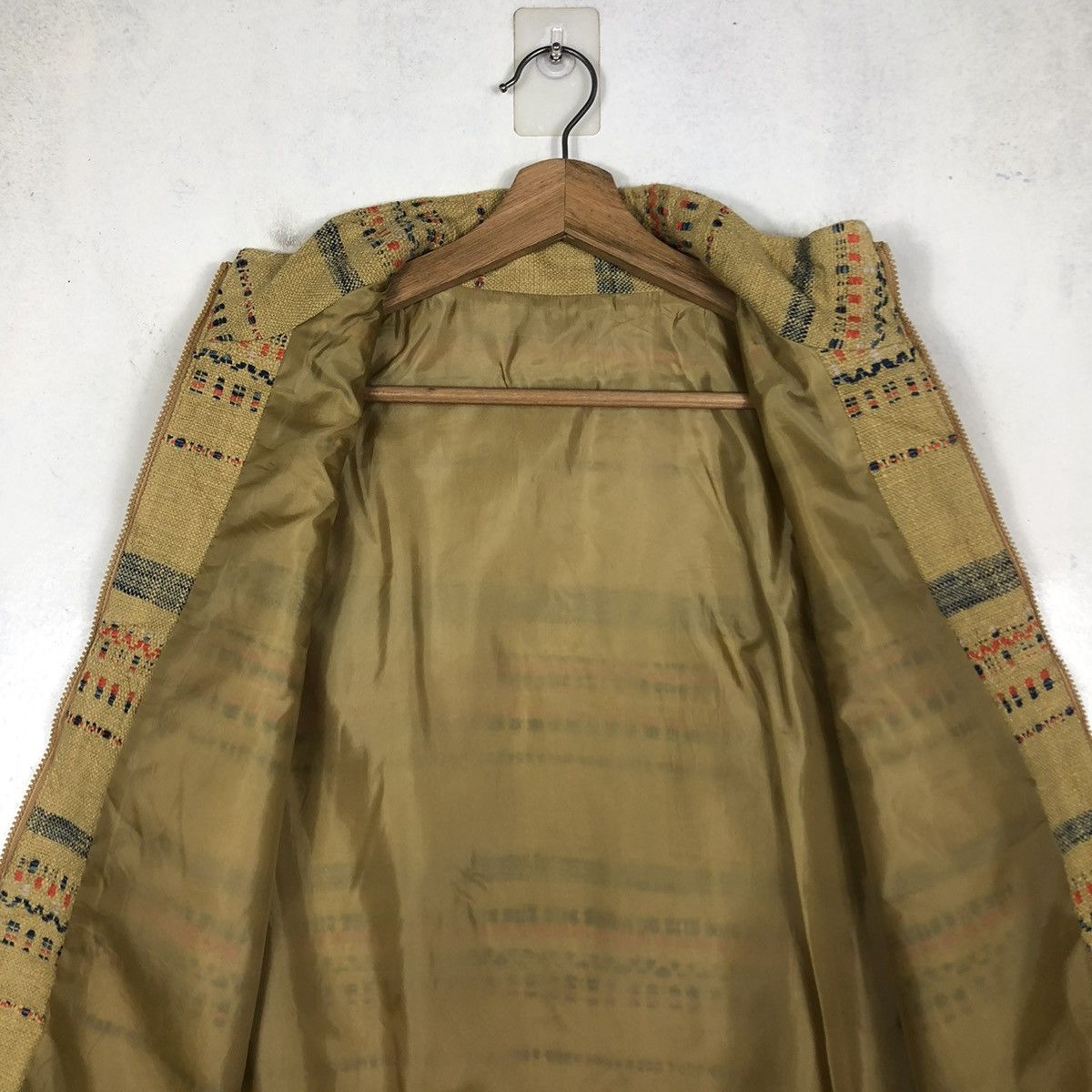 Japanese Brand 📌VINTAGE TANK TOP SLEEVELESS NAVAJO NATIVE DESIGN CHIMAYO Size US M / EU 48-50 / 2 - 15 Thumbnail