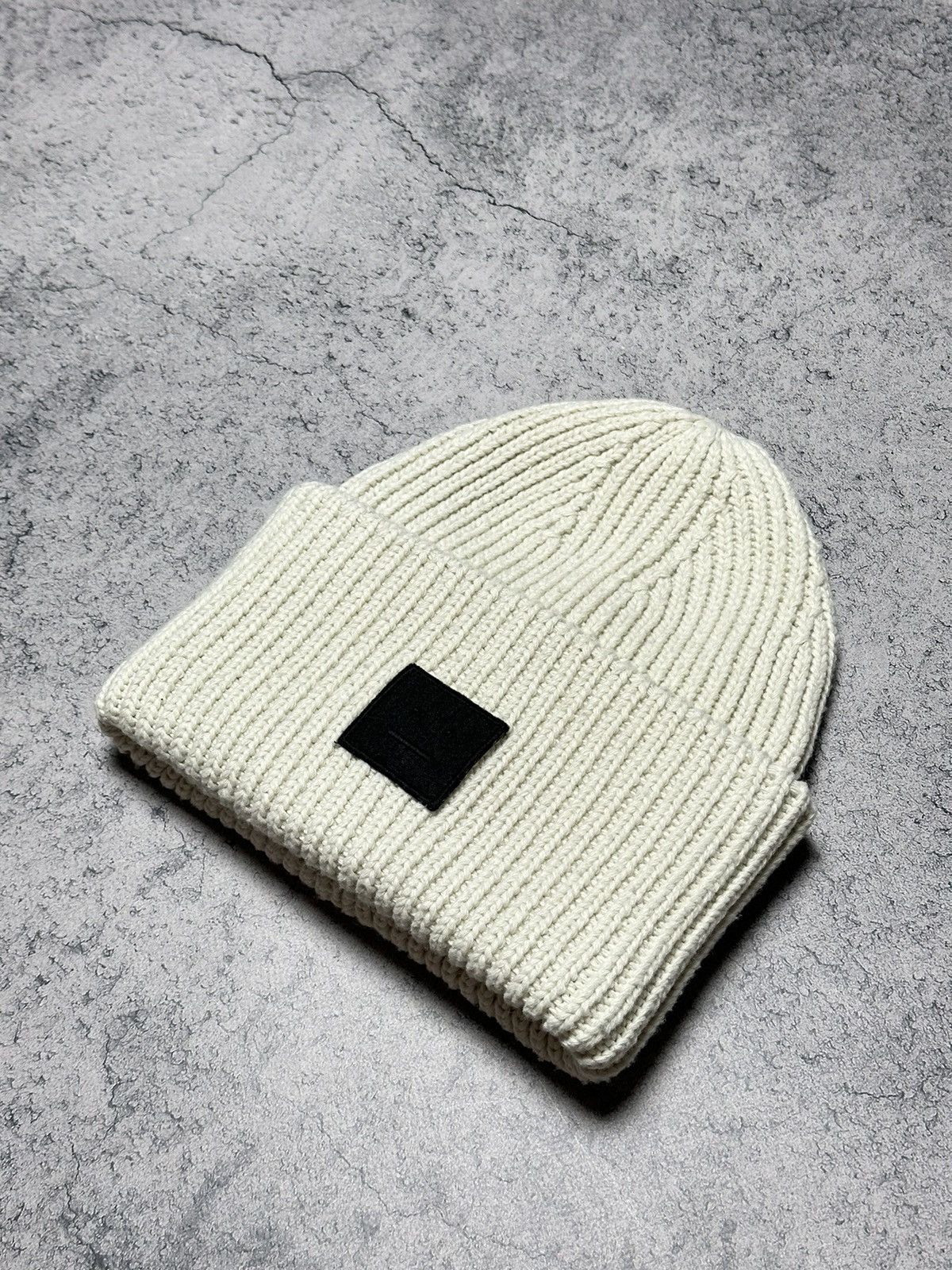 Acne Studios Acne Studios Pancy Wool Face Patch Beanie Hat Size ONE SIZE - 4 Thumbnail