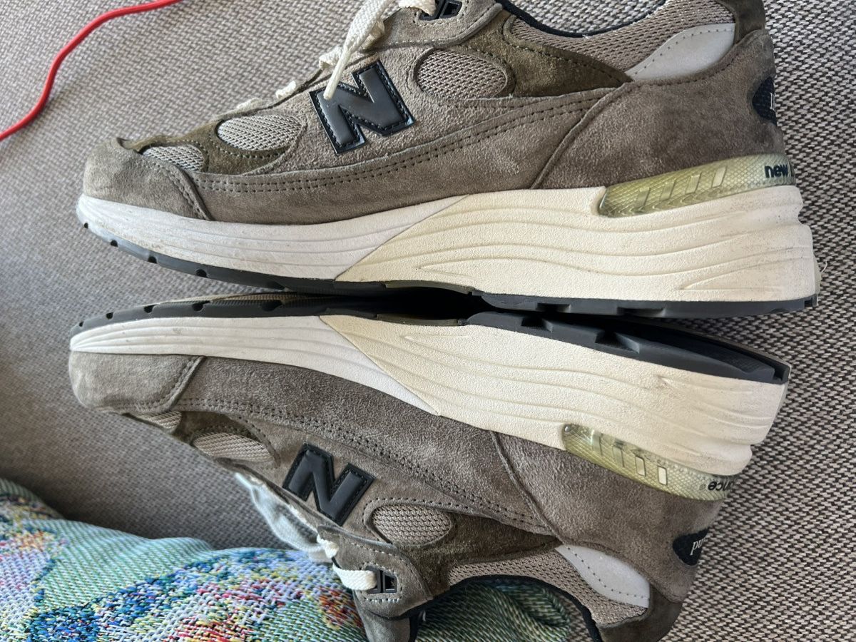 JJJJound × New Balance New Balance 992 JJJJound Grey - M992J2 Size US 9.5 / EU 42-43 - 11 Thumbnail