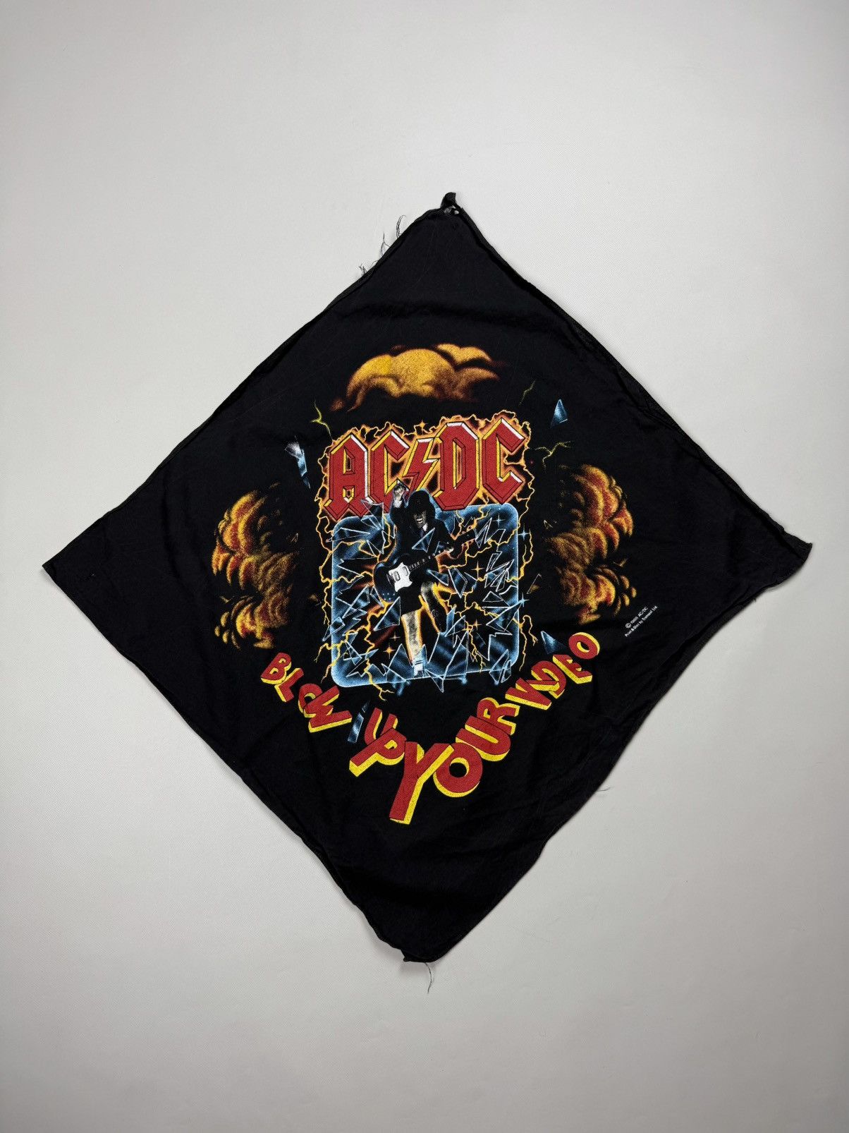 Band Tees × Vintage Vintage 1988 AC/DC Blow Up Your Video Handkerchief Size ONE SIZE - 10 Thumbnail