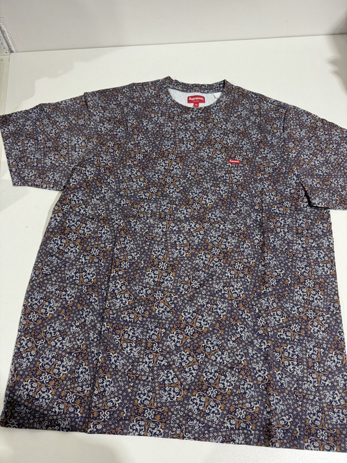 Supreme Small box logo Floral tee Size US XL / EU 56 / 4 - 1 Thumbnail