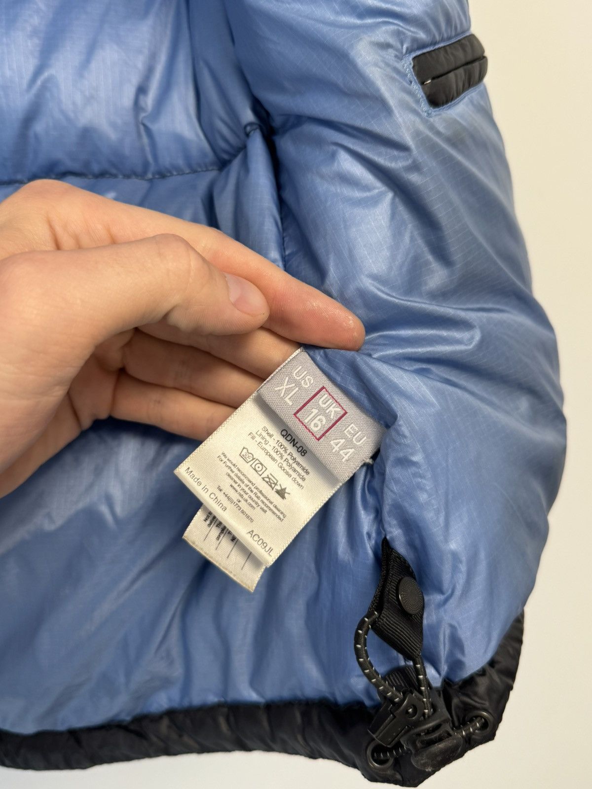 Rab Rab Neutrino Down Black Puffer Vest Gilet Pertex Insulated Size XL / US 12-14 / IT 48-50 - 16 Thumbnail