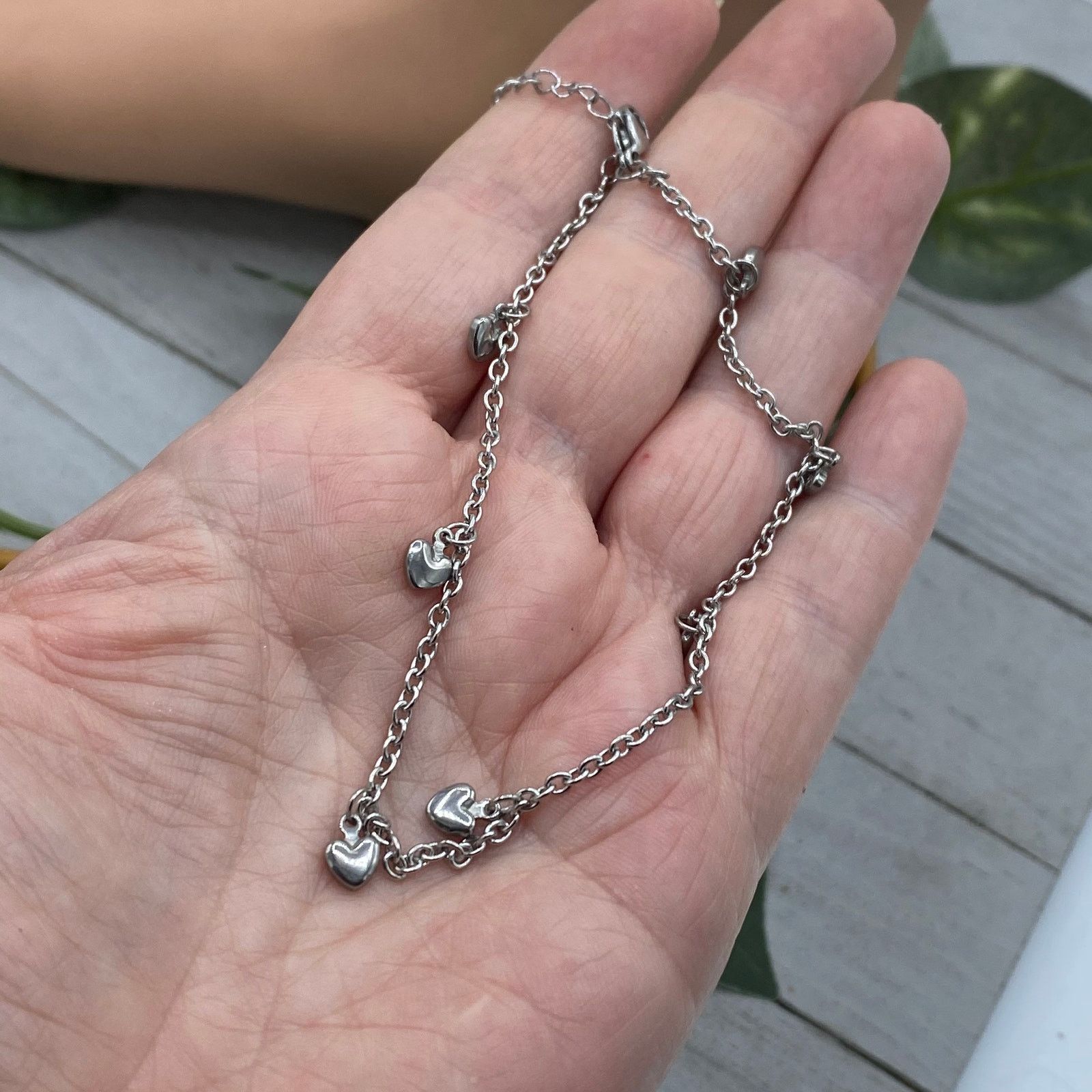 The Unbranded Brand Stainless Steel Anklet With Dangling Hearts Ankle Bracelet Size ONE SIZE - 3 Thumbnail