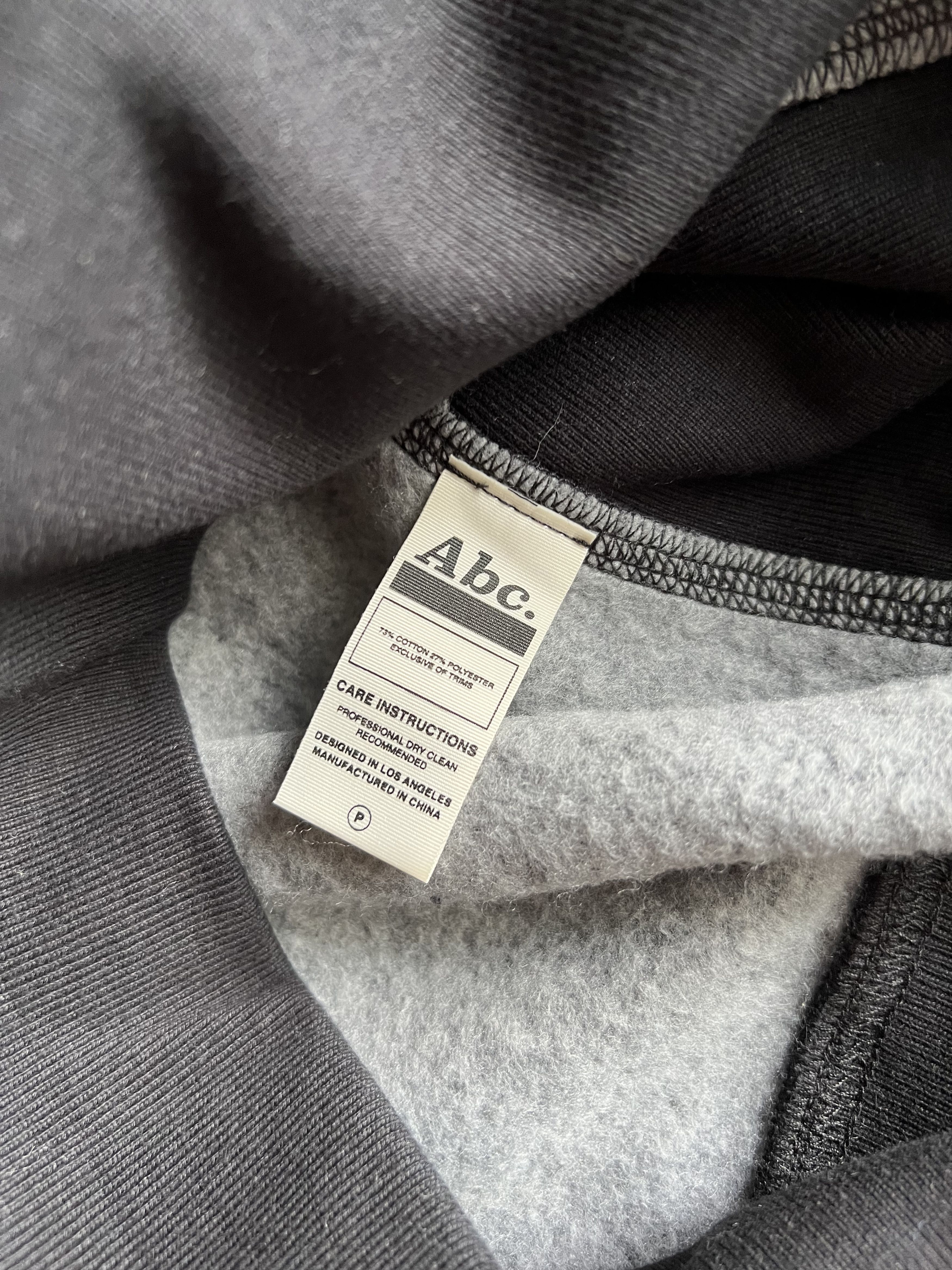 Advisory Board Crystals × Vans Advisory Board Crystals Vans Jelly Opal Crewneck Size US M / EU 48-50 / 2 - 9 Thumbnail