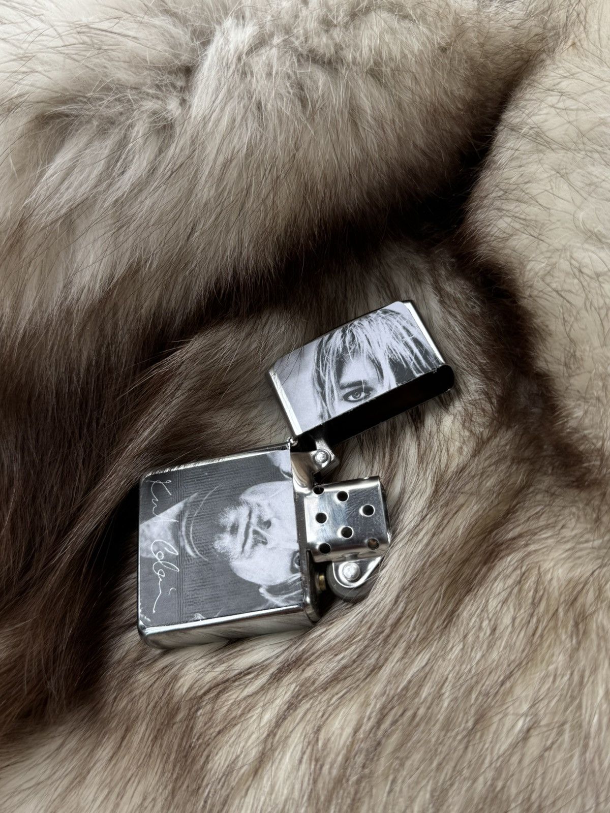 Rockstar Games 💉Kurt Cobain vintage Silver Cigar lighter. WORK Size ONE SIZE - 4 Thumbnail