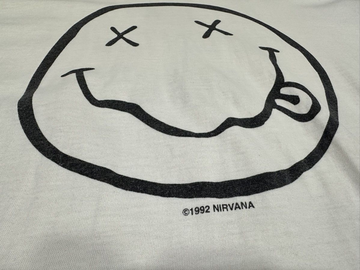 Vintage 🔥Distressed Vintage Nirvana Shirt Size US L / EU 52-54 / 3 - 3 Thumbnail