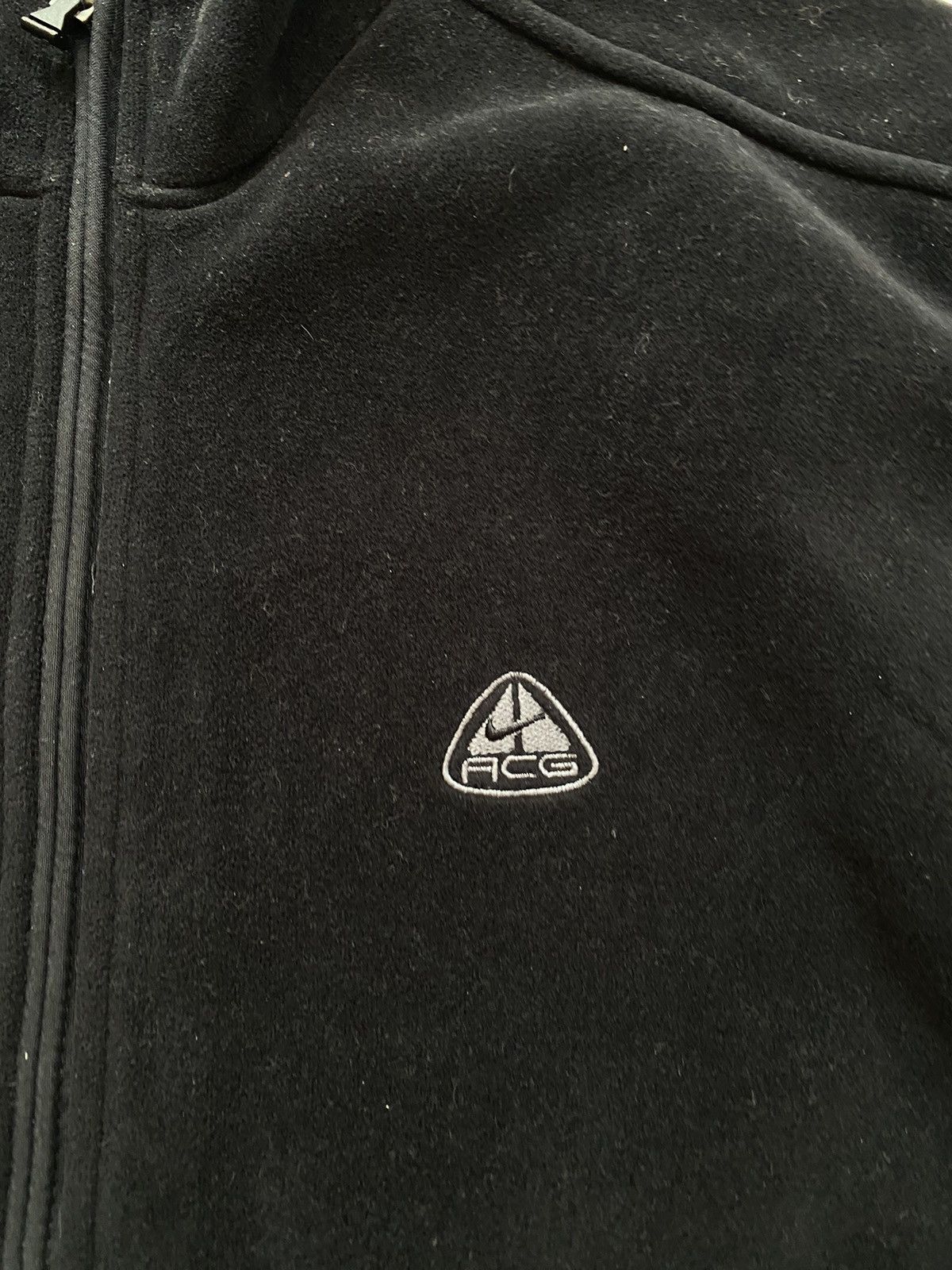 Nike ACG Vintage Nike ACG therma-fit y2k fleece vest Size US L / EU 52-54 / 3 - 9 Thumbnail