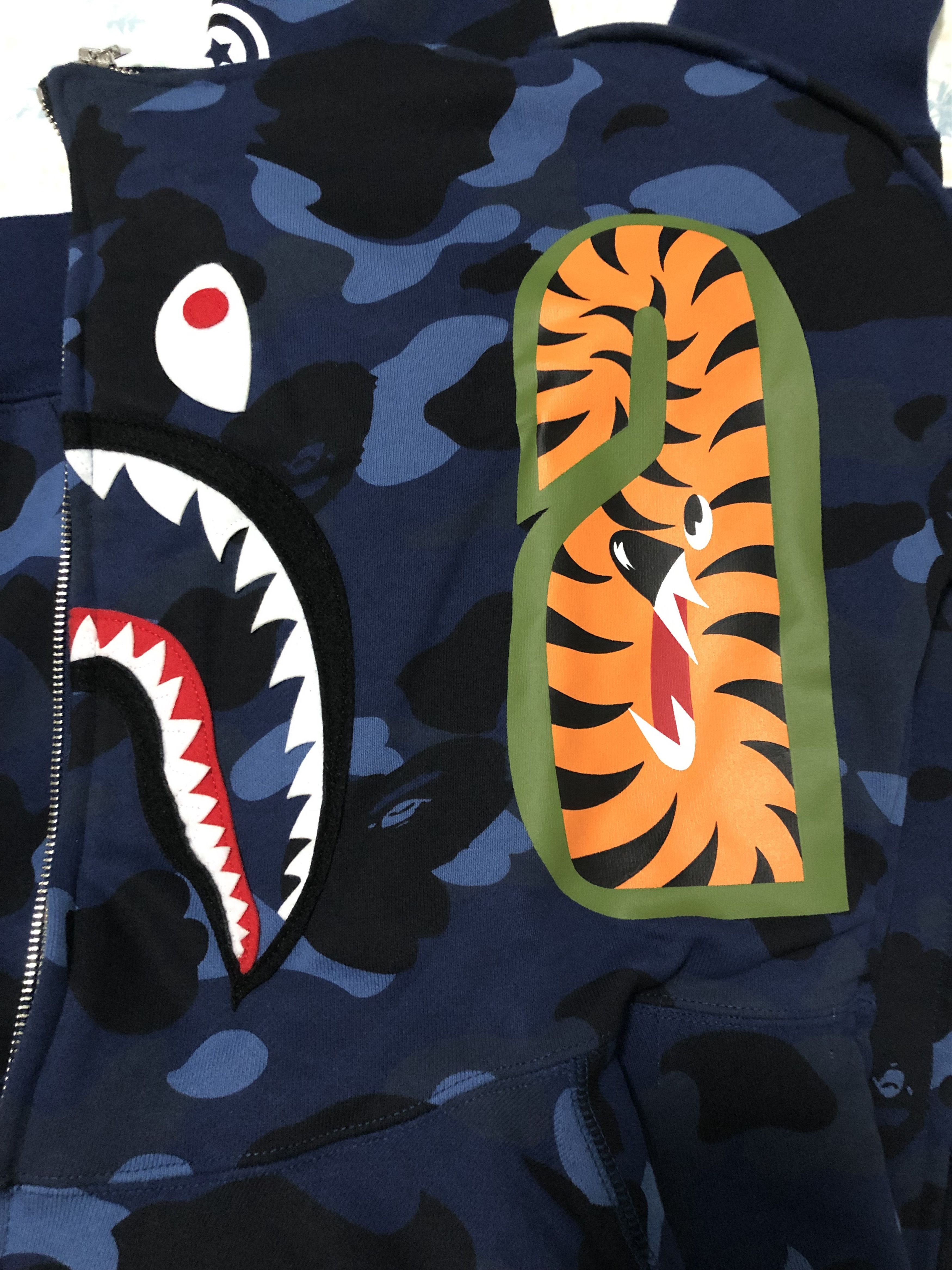 Bape Bape Color Camo Seperate Shark Hoodie Full Zip Blue - Large Size US L / EU 52-54 / 3 - 3 Thumbnail