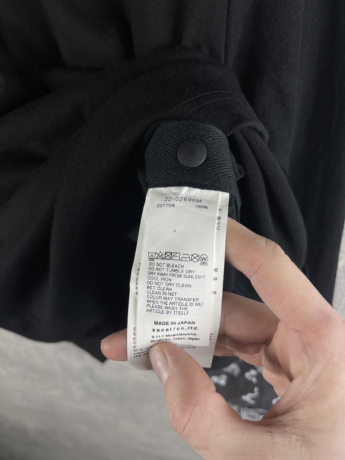 Sacai Sacai Bandana Panel Black Open Long Sleeve T-Shirt Size US S / EU 44-46 / 1 - 11 Thumbnail