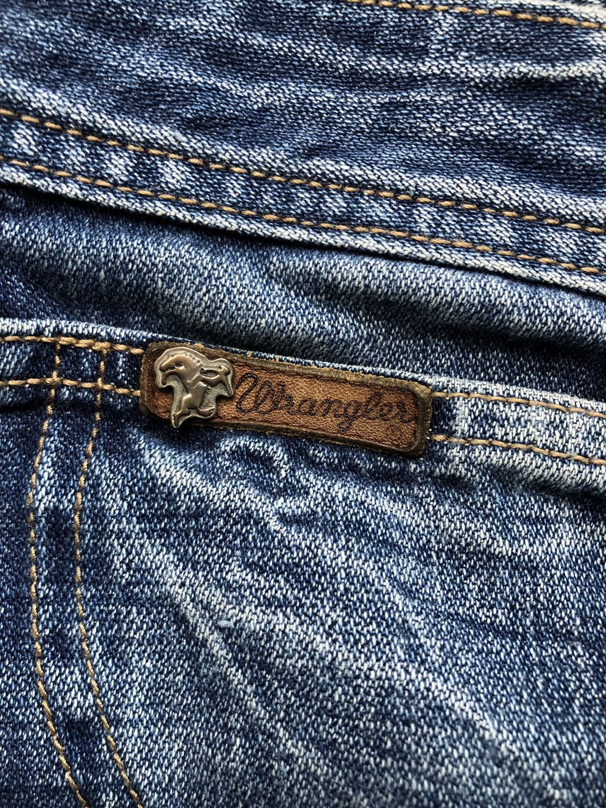 Vintage Vintage Wrangler Regular Fit Straight Jeans Size US 35 - 8 Thumbnail