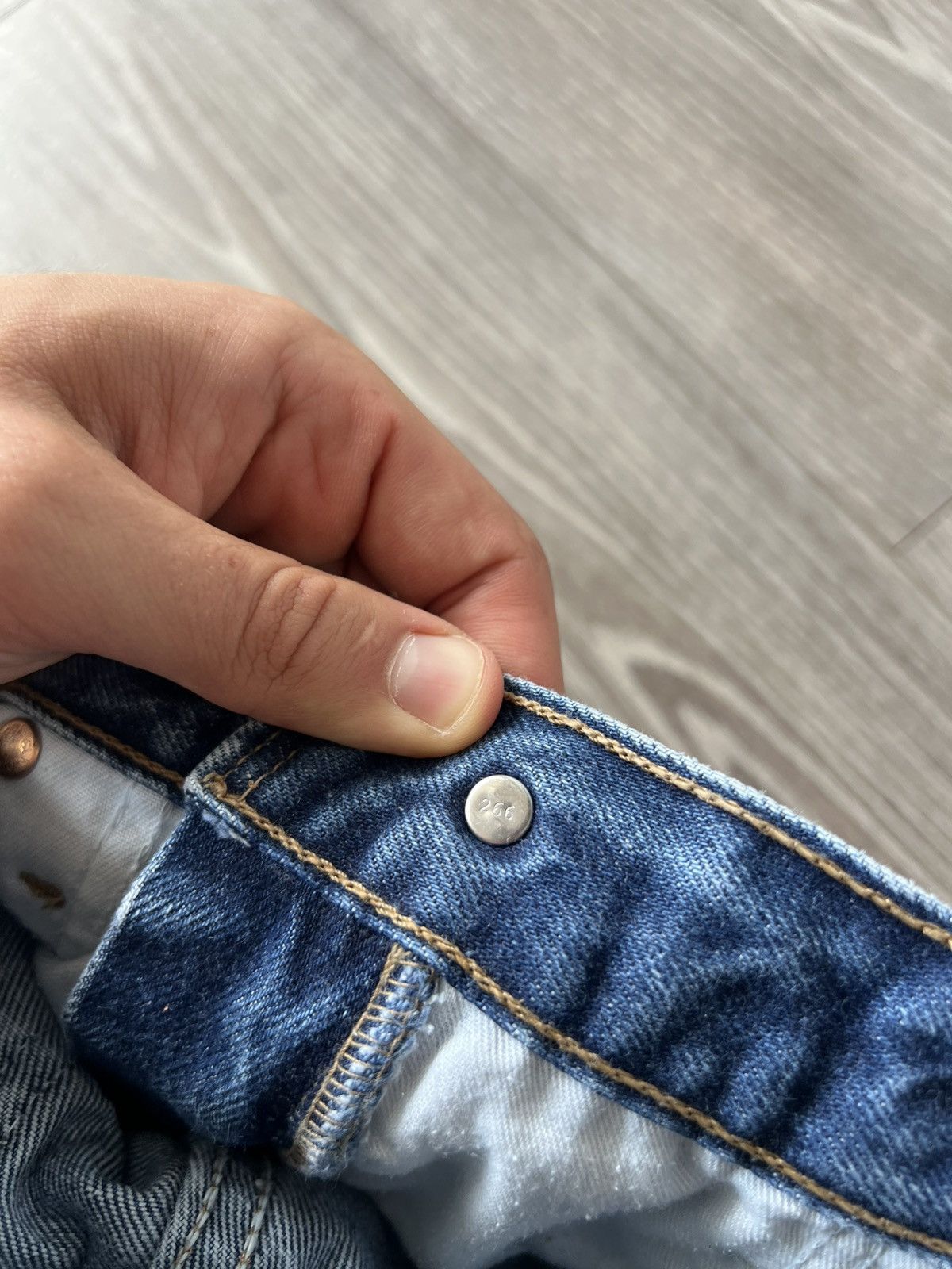 Levi's Vintage Levis Orange Tab Made in USA 90s Blue Denim Jeans Size US 32 / EU 48 - 11 Thumbnail