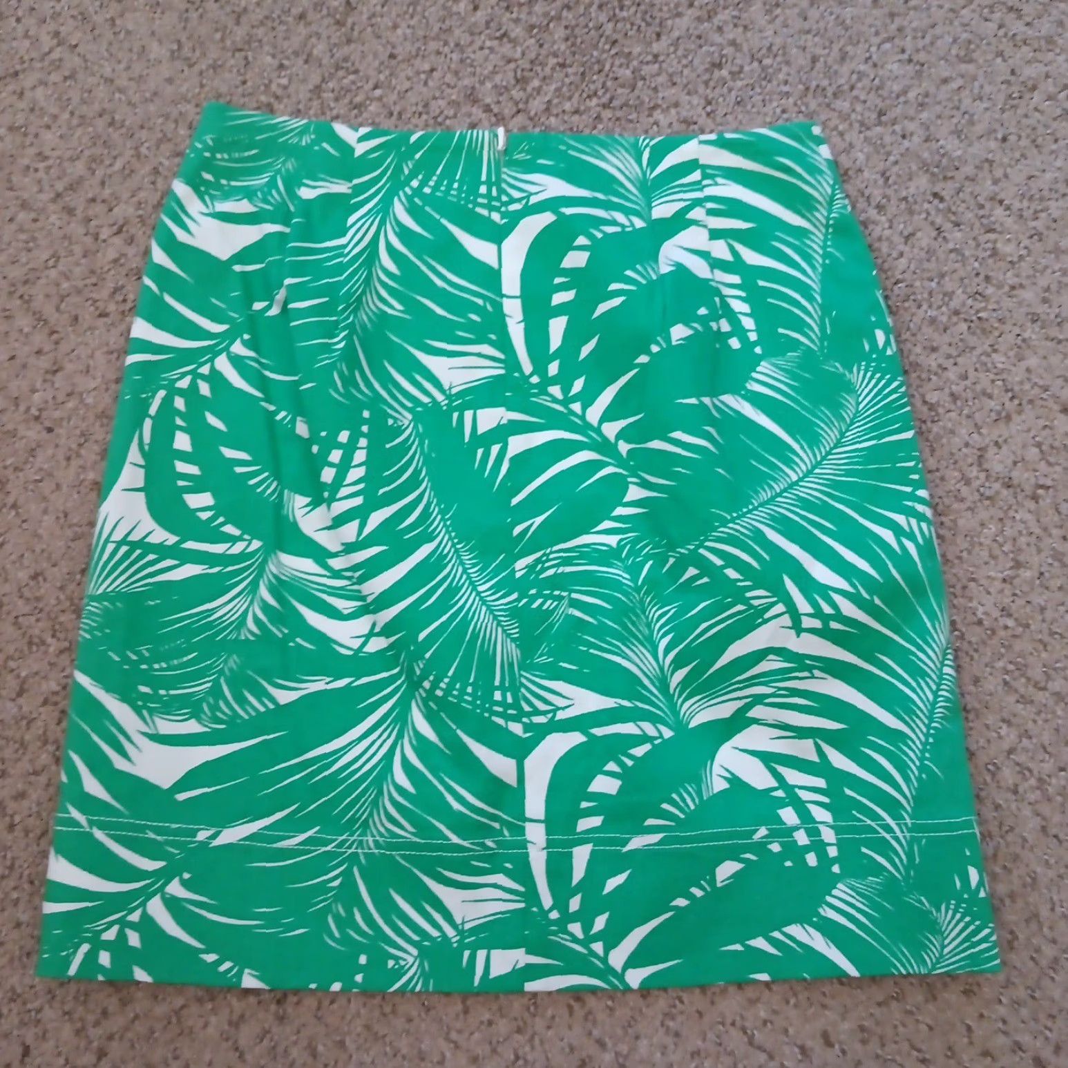 Talbots Talbots Skirt Petites 4P Green Floral Knee Length Pencil Lined Canvas Cotton Blend Swing Dress Pants? Size 27" / US 4 / IT 40 - 6 Thumbnail