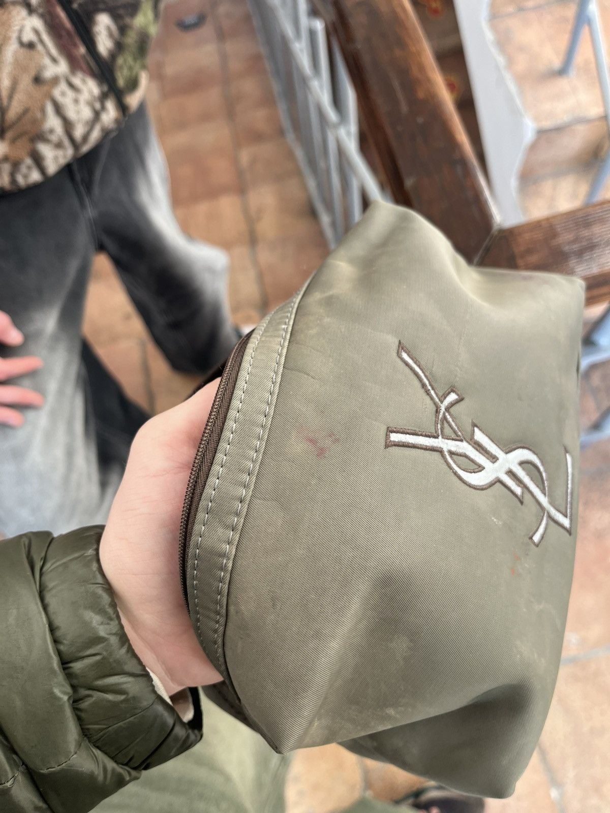 Yves Saint Laurent 🖤 YSL (Yves Saint Laurent) Khaki/Olive Pouch / Makeup Bag Size ONE SIZE - 12 Thumbnail