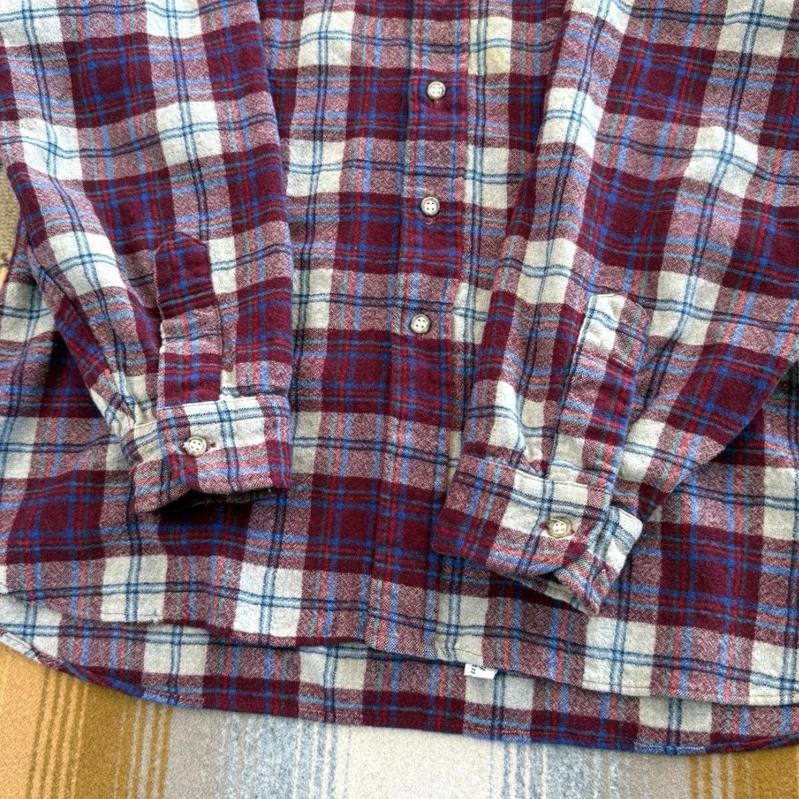 Pendleton VINTAGE Pendleton Wool Button Up Shirt L Size Plaid 80s Red Men Casual 90s Size US L / EU 52-54 / 3 - 5 Thumbnail