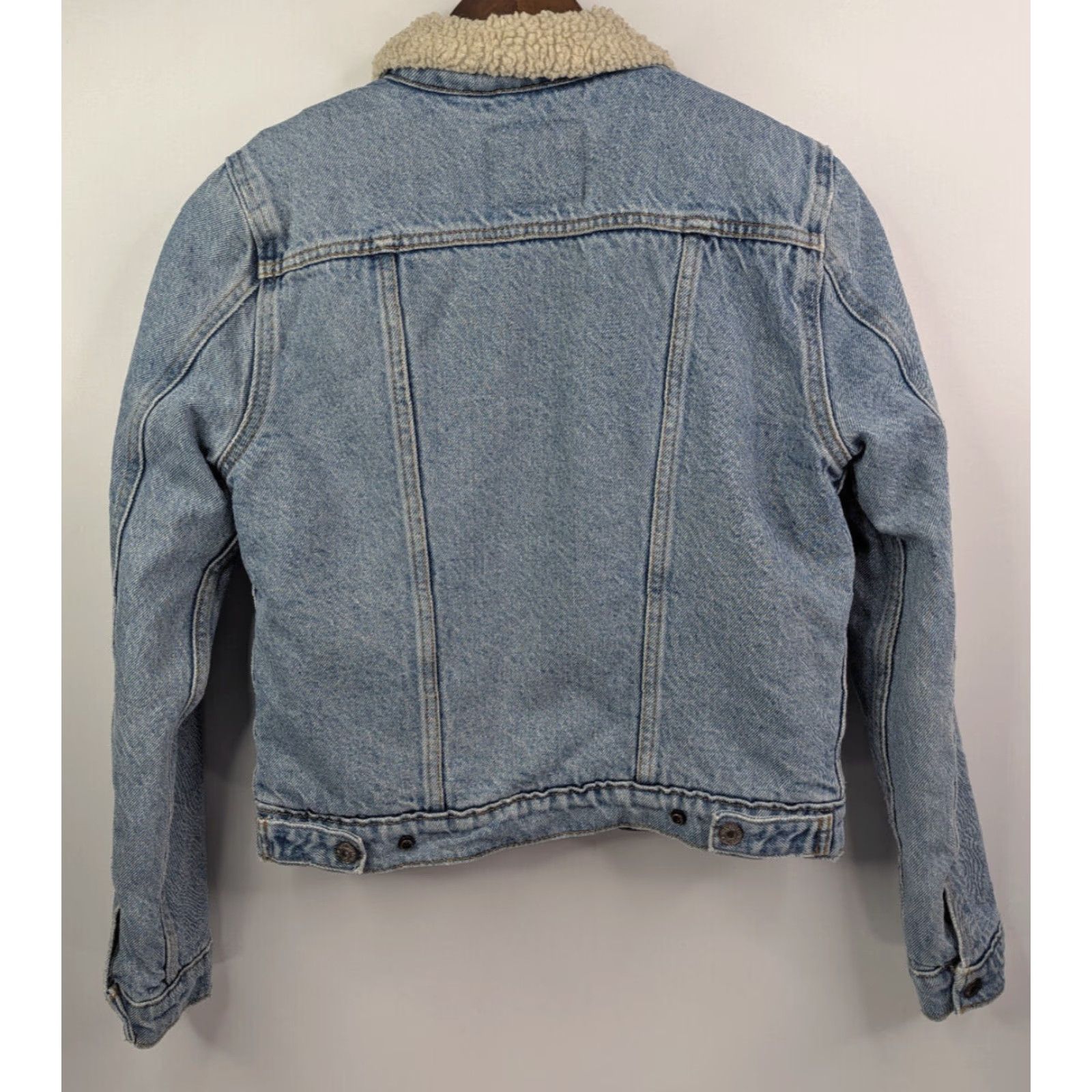 Levi's VINTAGE? (No) Levis Jacket Womens Small Blue Denim Trucker Lined Sherpa 36136 Size S / US 4 / IT 40 - 3 Thumbnail