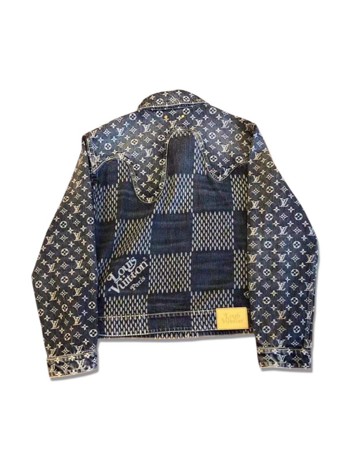 Louis Vuitton × Nigo Louis Vuitton x Nigo 48 Patchwork Monogram Denim Jacket Blue Size US M / EU 48-50 / 2 - 2 Thumbnail