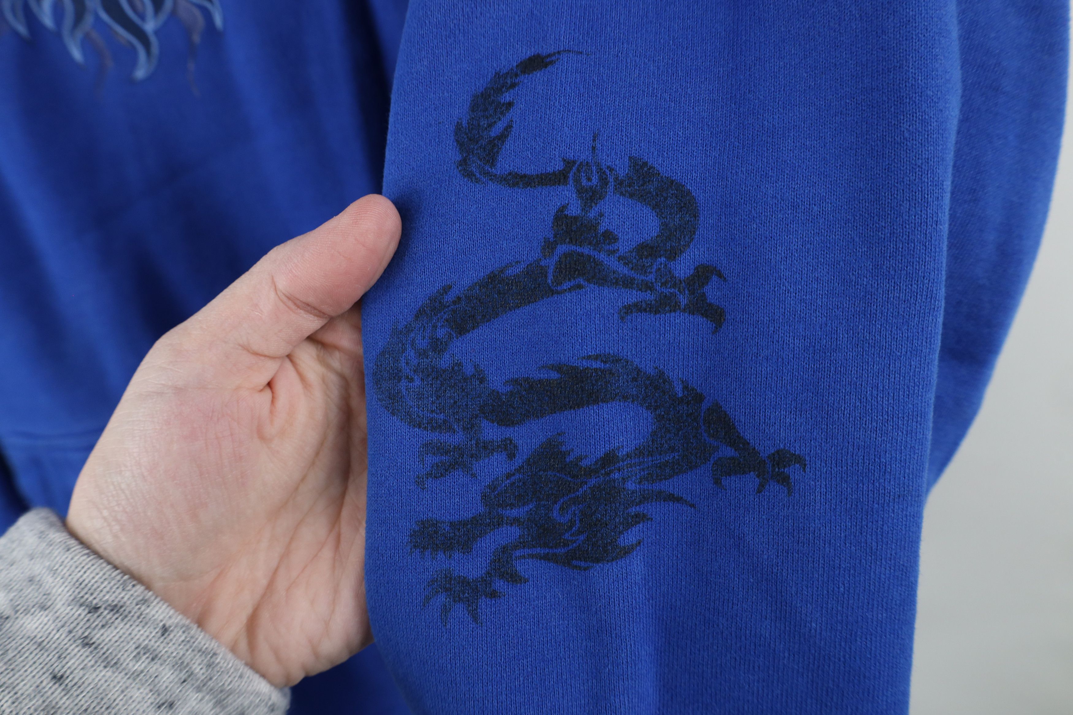 Vintage Vintage 90s Streetwear Tribal Sun Dragon Hoodie Sweatshirt Size US M / EU 48-50 / 2 - 4 Thumbnail