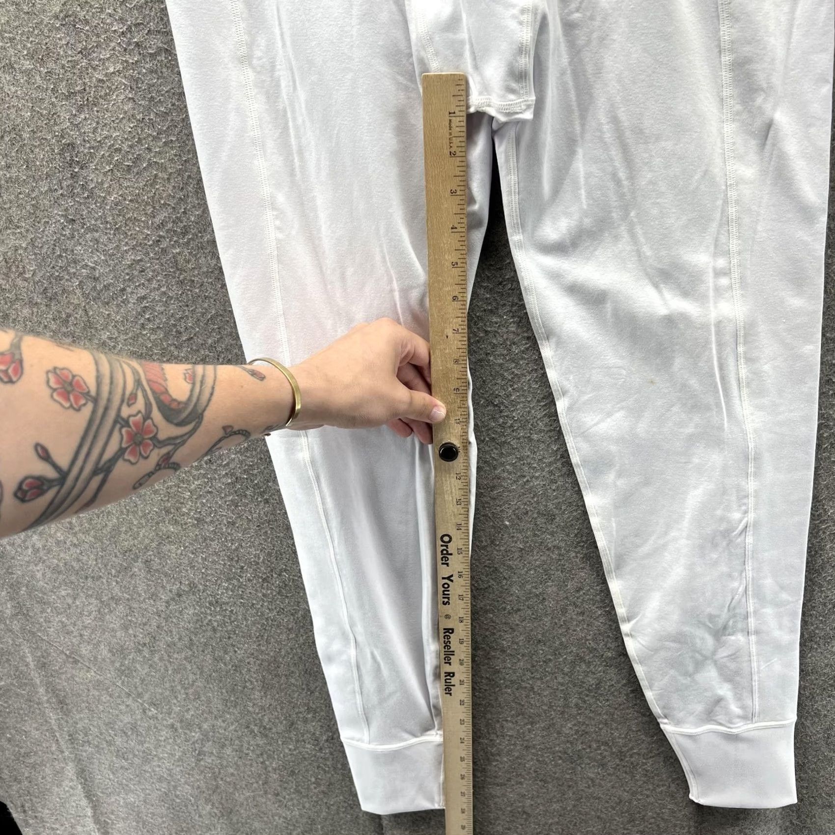 Mizuno Mizuno Pants Mens XL White Performance Baseball Thermal Base Layer Long Johns Regular Underwear Sports Stretch Jersey1 Size US 36 / EU 52 - 6 Thumbnail