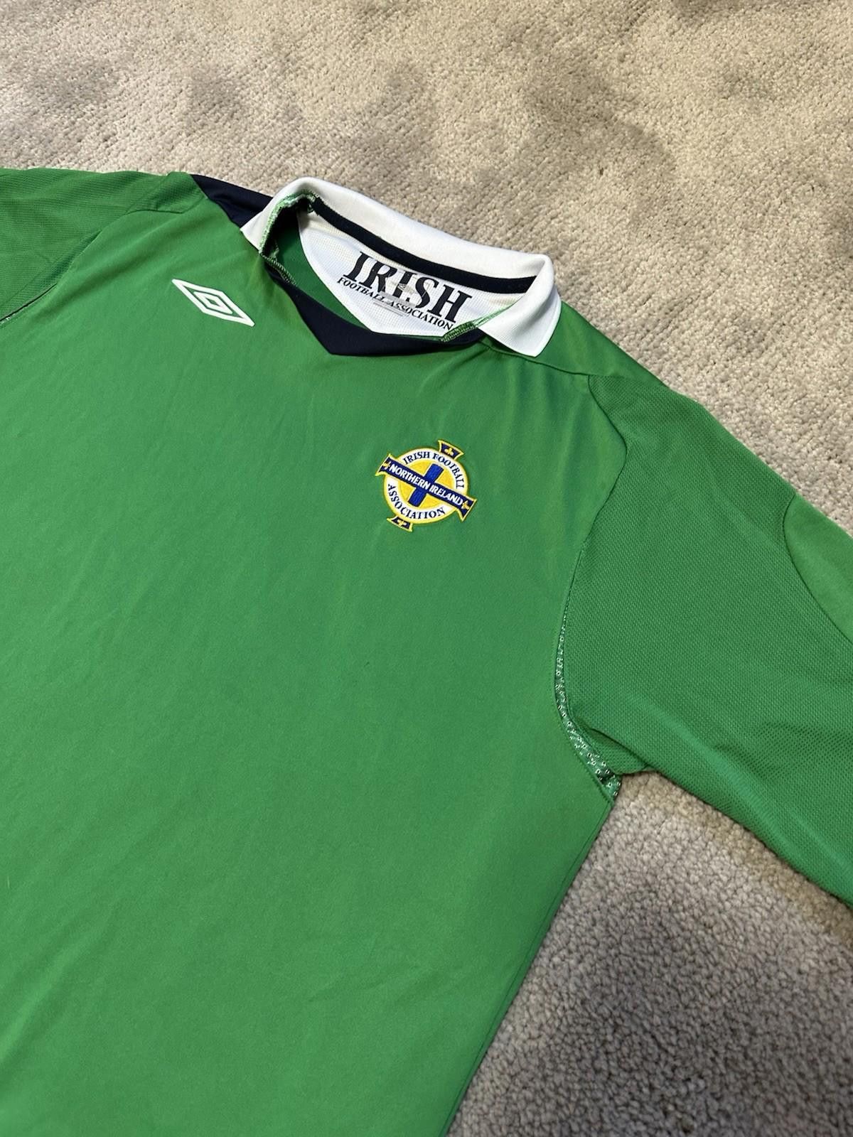 Umbro Northern Ireland Umbro 2006 Football Shirt Soccer Jersey Size US XL / EU 56 / 4 - 7 Thumbnail