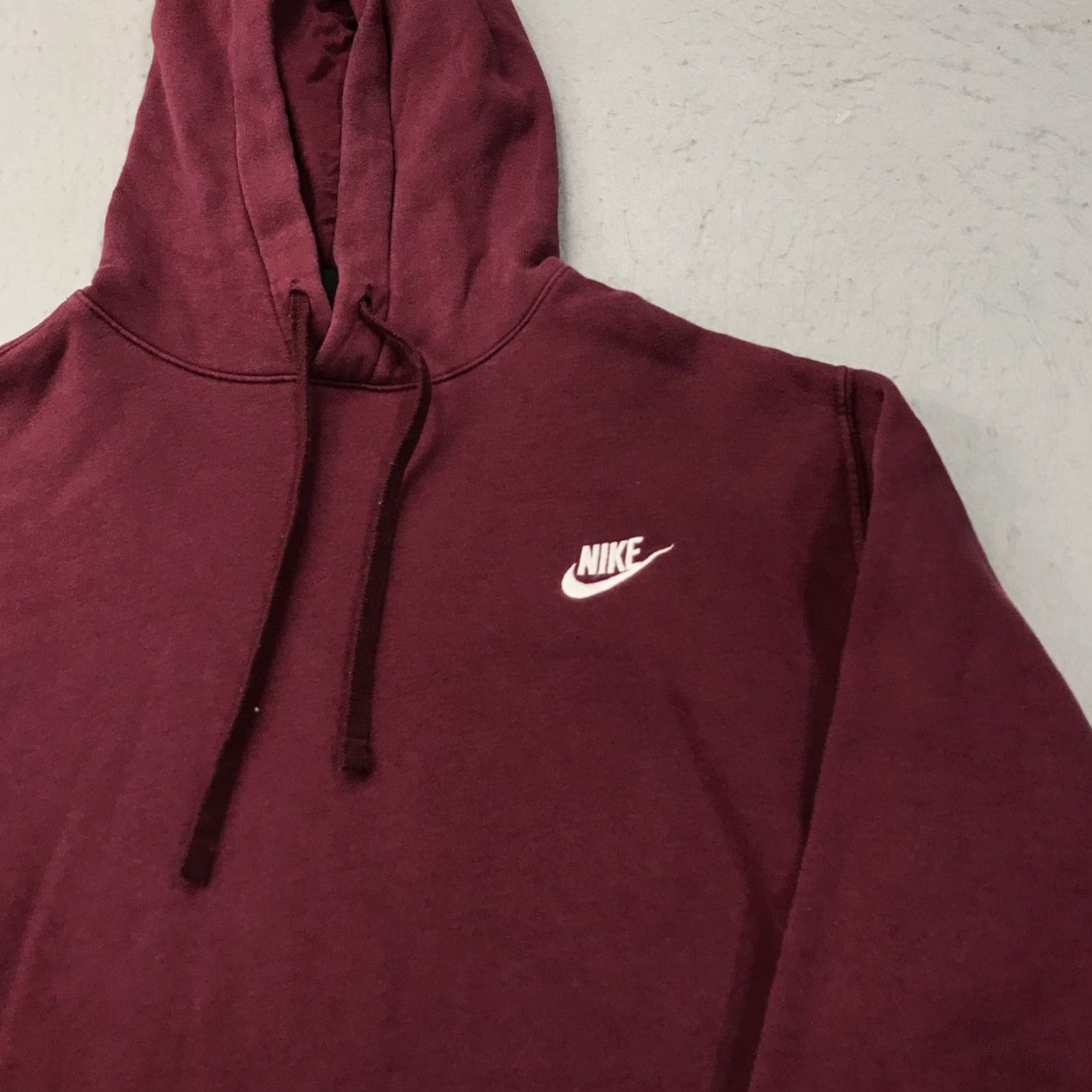 Nike Nike Hoodie Mens M Purple NSW Club Fleece Pullover Sweatshirt Swoosh Color: Purple Mens Sportswear Hooded Regular Size M Size US M / EU 48-50 / 2 - 3 Thumbnail