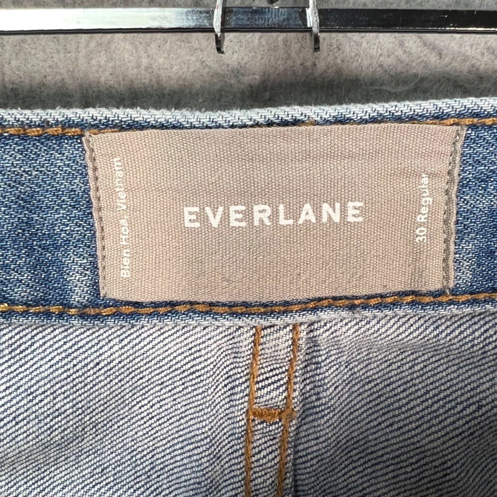 Everlane Everlane Jeans Womens 30 High-Rise Light Wash Straight Leg With Raw Hem 5-Pocket Denim Cotton Blue Mens? Size 30" / US 8 / IT 44 - 3 Thumbnail
