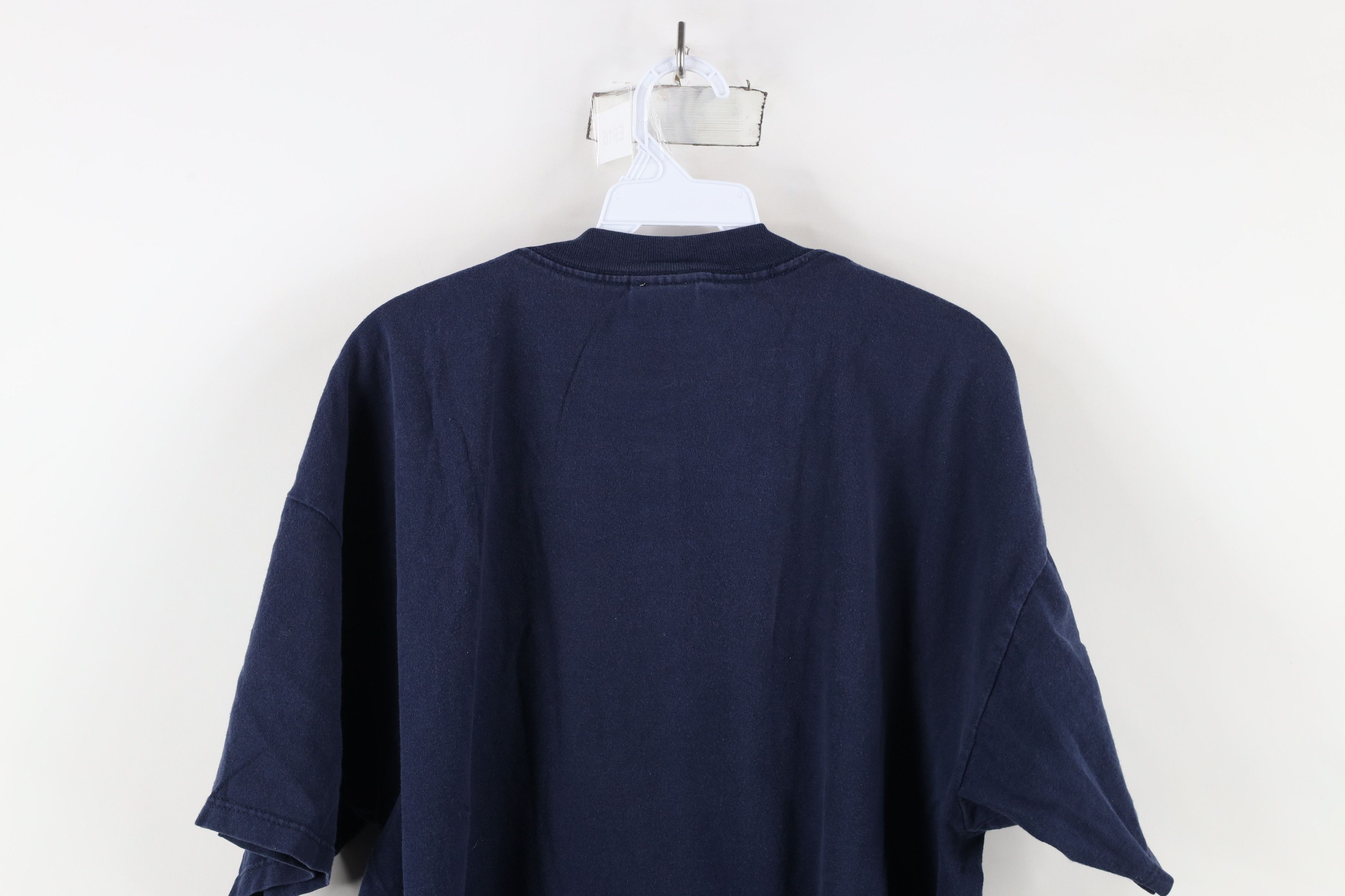 Vintage Vintage 90s Canadian Mounted Police Short Sleeve T-Shirt Size US XL / EU 56 / 4 - 11 Thumbnail