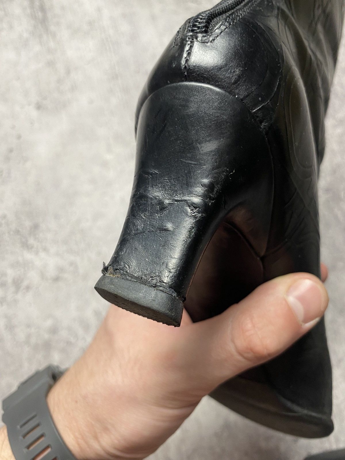 Salvatore Ferragamo Salvatore Ferragamo Monogram Leather Boots Size US 6 / IT 36 - 11 Thumbnail