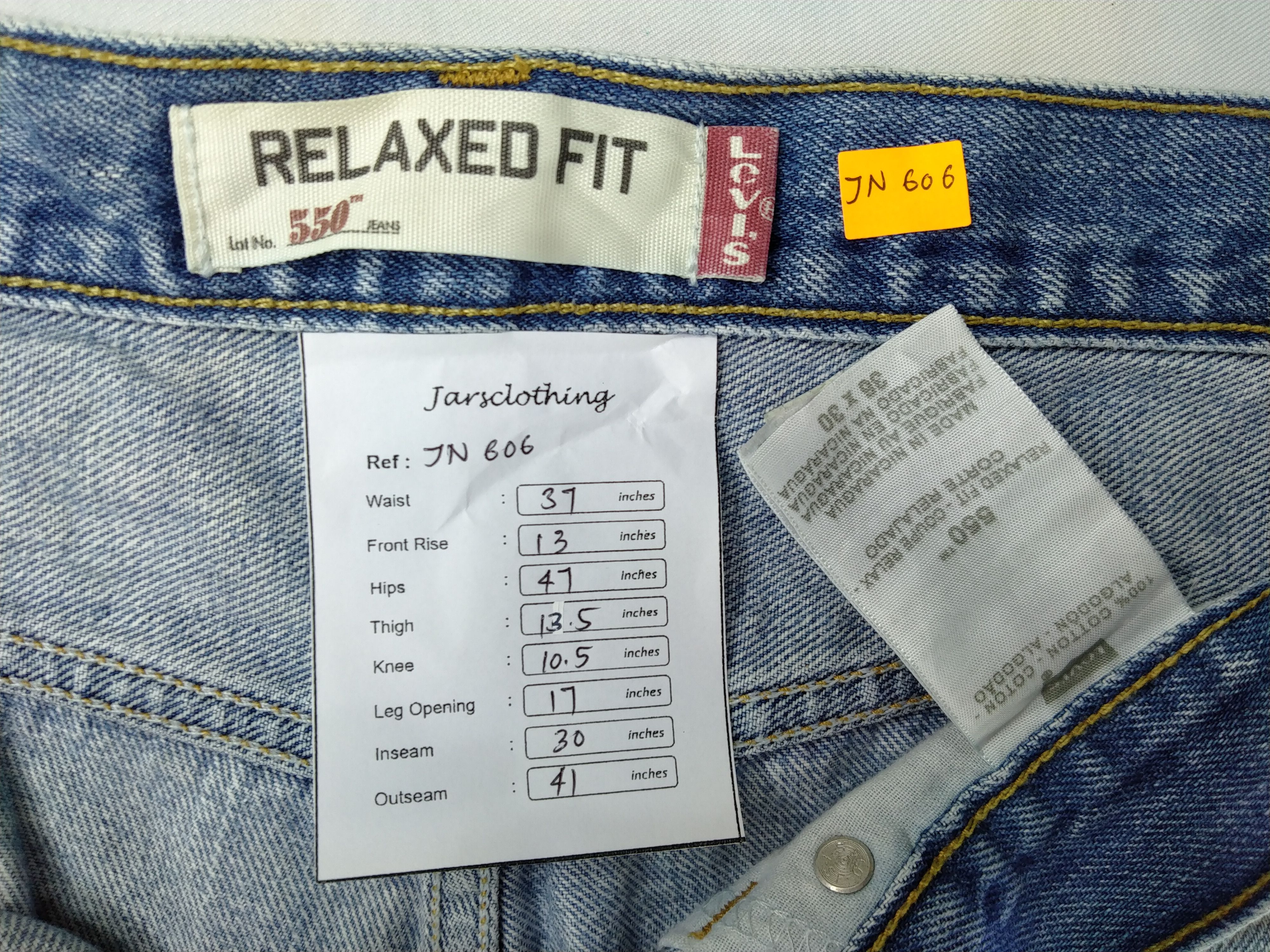 Levi's Faded Blue Vintage Levi's 550 Relaxed Fit Denim 37x30 JN606 Size US 37 - 8 Thumbnail