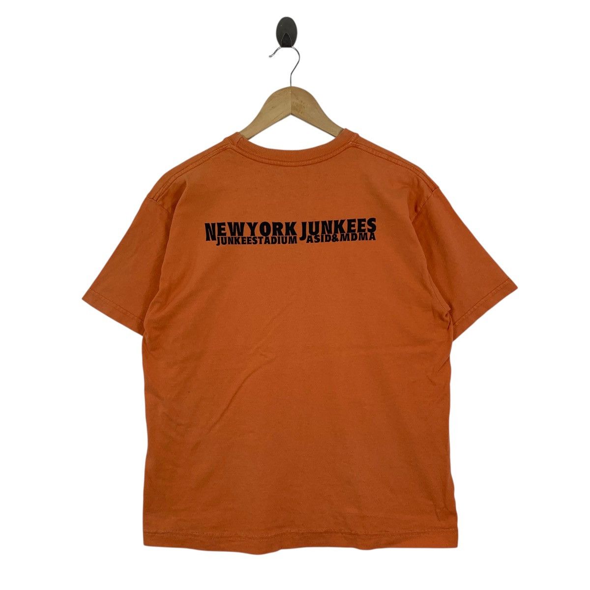 Vintage Vintage NEW YORK JUNKEES By Barns Usa Japanese Brand Tshirt Size US M / EU 48-50 / 2 - 2 Thumbnail