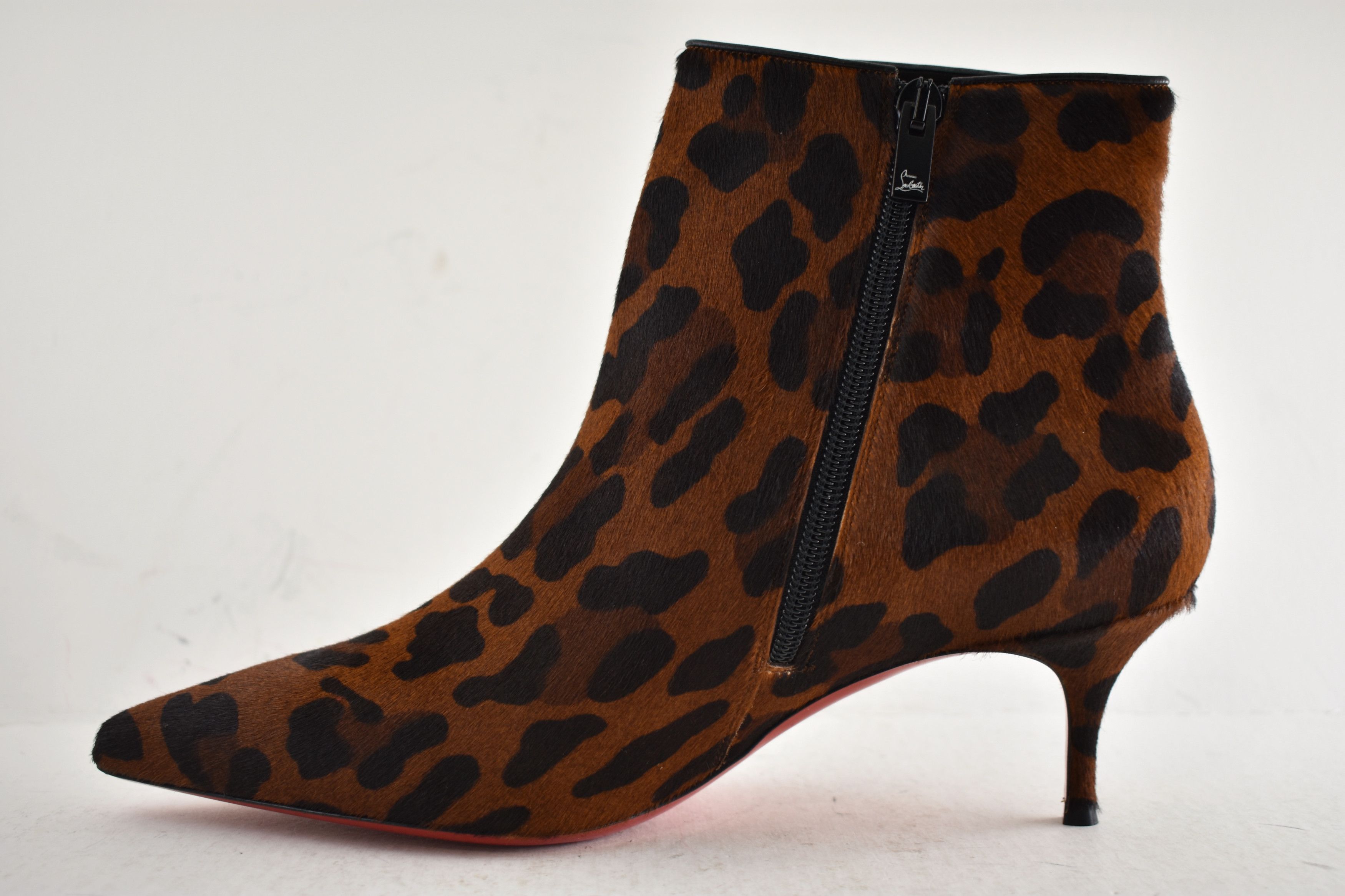 Christian Louboutin So Kate Booty 55 Black Leopard Pony Short Ankle Bootie 40.5 Size US 10.5 / IT 40.5 - 9 Thumbnail
