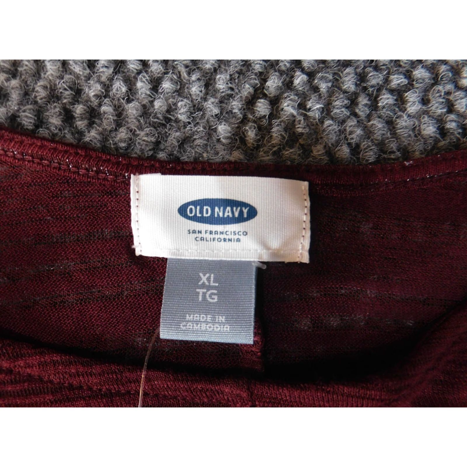 Old Navy Old Navy Blouse Shirt Womens XL Red Round Neck Long Sleeve Pullover Sheer Peplum Casual Classic Fit Regular Fashion Size XL / US 12-14 / IT 48-50 - 4 Thumbnail