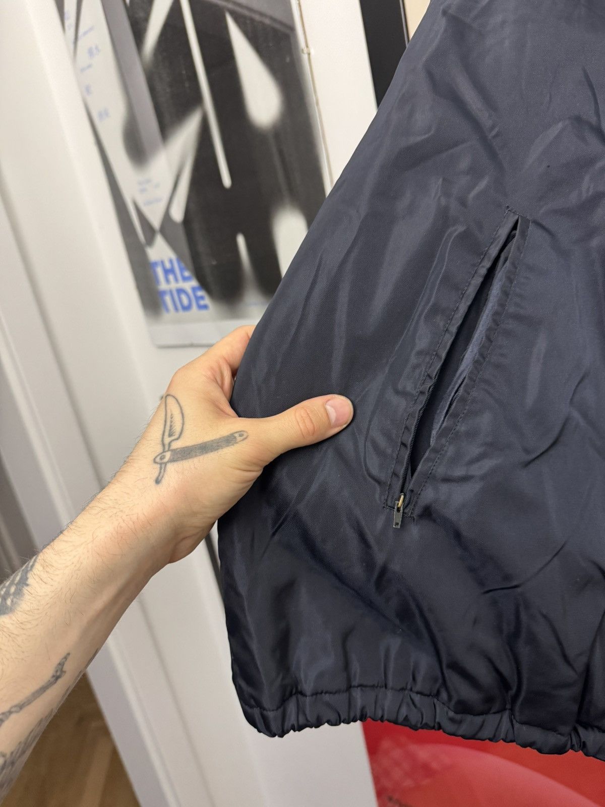 Prada Prada Vintage 90s Nylon Jacket Designer High Quality Rare Size US M / EU 48-50 / 2 - 8 Thumbnail