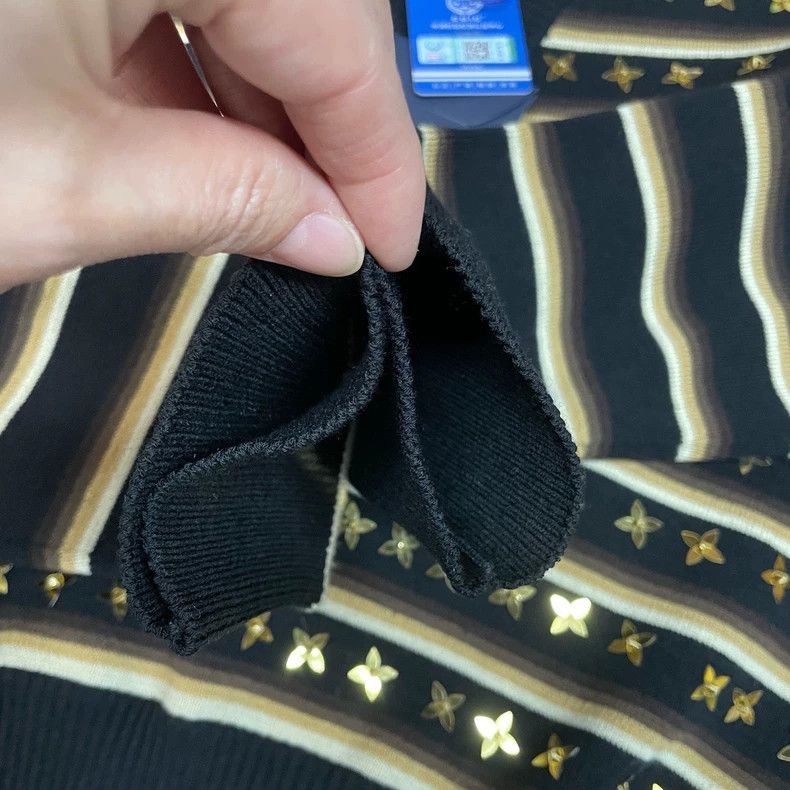 Louis Vuitton Louis Vuitton Black brown star striped sweater Size S / US 4 / IT 40 - 4 Thumbnail