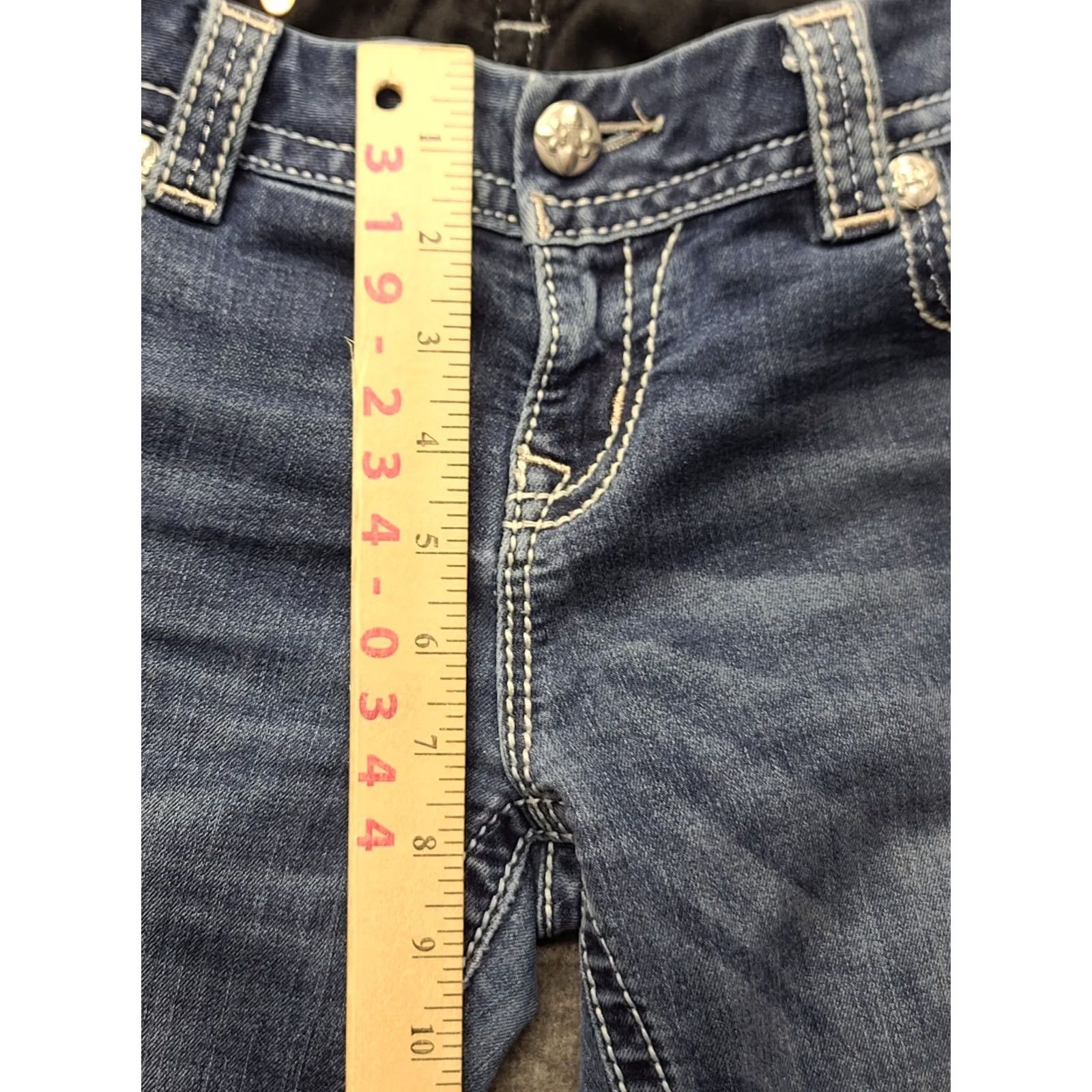 Miss Me Miss Me Jeans Womens 28x26 Skinny Fit Cuffed Mid Rise Distressed Stretch Denim Blue 5-Pocket Designer Rodeo Western Y2K Mens? Womens Size 28" / US 6 / IT 42 - 5 Thumbnail
