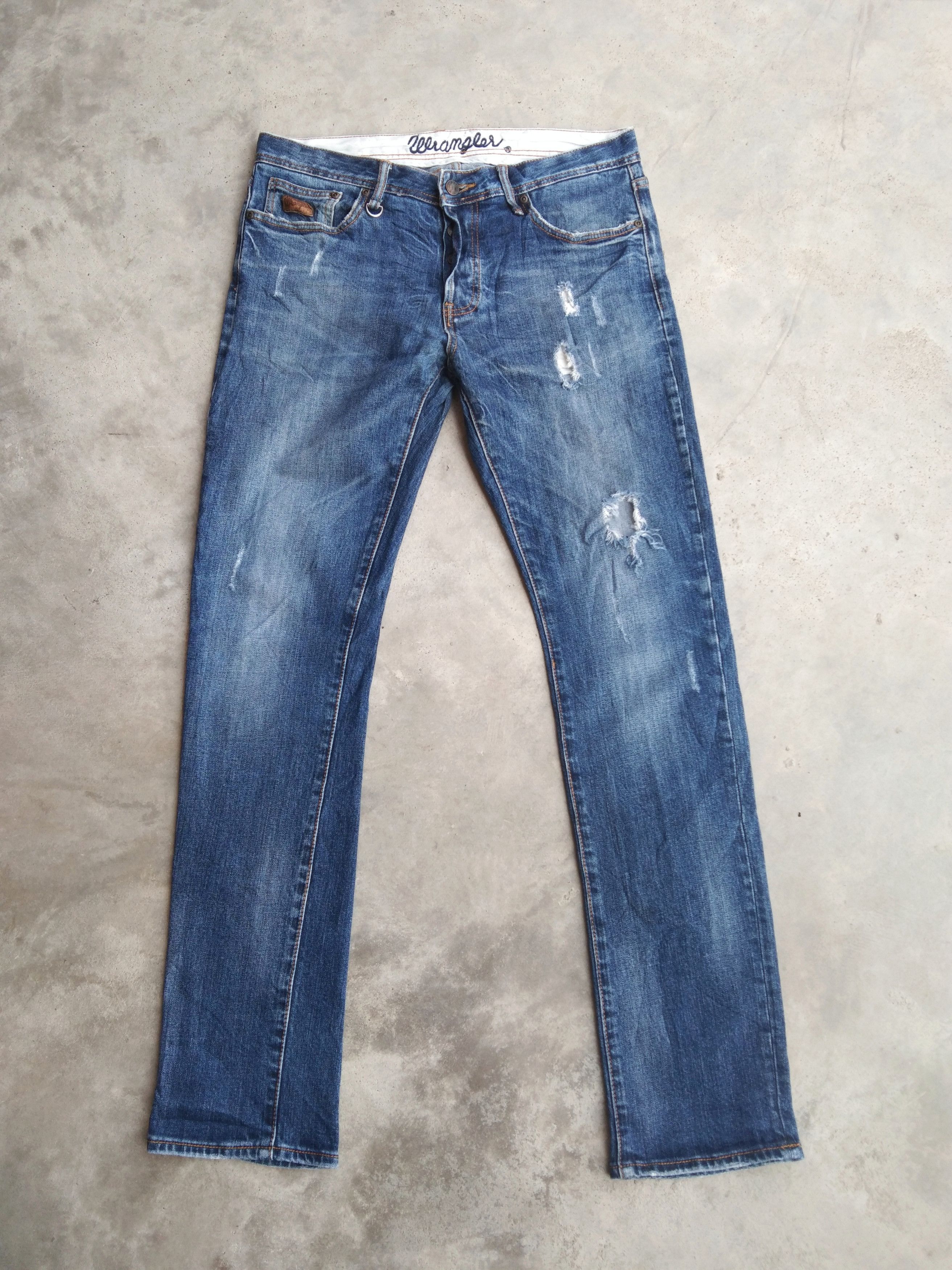 Vintage Wrangler Distressed Jeans 33x32