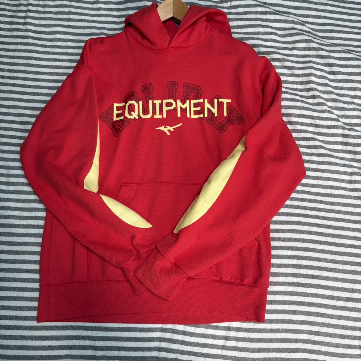 HOLIDAY BRAND “EQUIPMENT” HOODIE