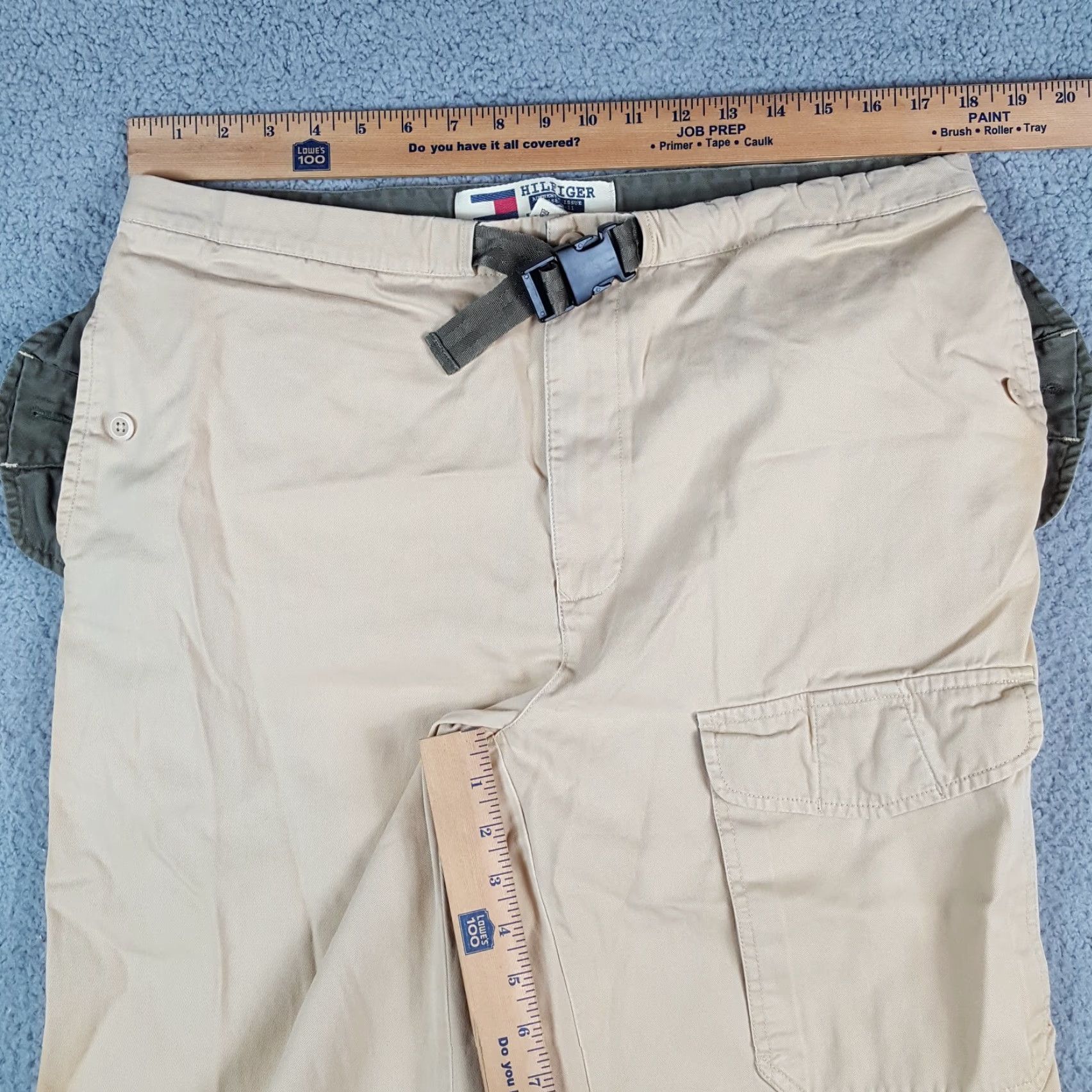 Tommy Hilfiger VINTAGE Y2K Tommy Hilfiger Baggy Cargo Khakis Size M 36x30 Khaki Army 00s Pants Size US 31 - 7 Thumbnail