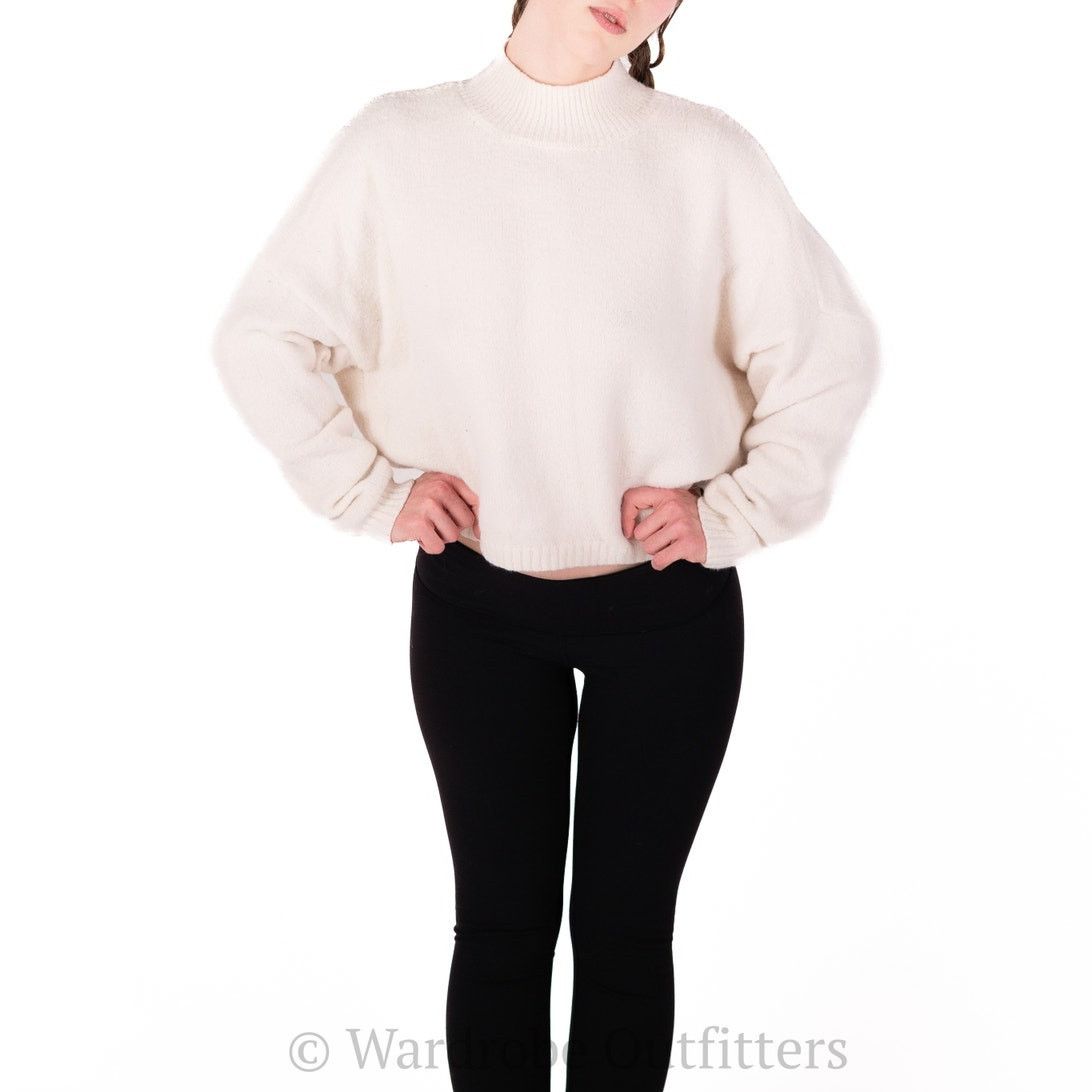 Designer Cream White Plush Long Sleeve Sweater Size S / US 4 / IT 40 - 2 Thumbnail