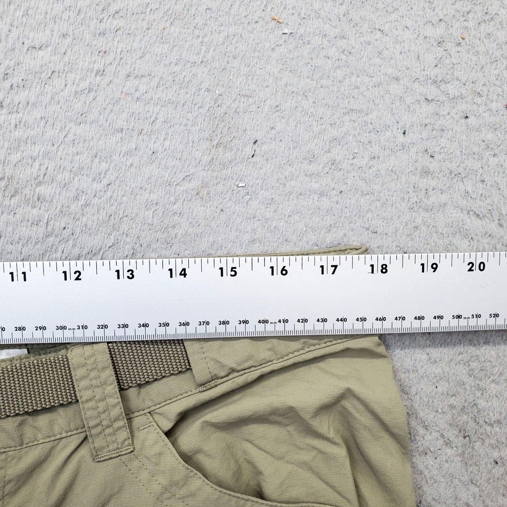Vintage Columbia Womens Size 36 Green Omni Wick Buckle Belted Waist Convertable Pants Jogger Shirt/ pants? Size 25" / US 0 / IT 36 - 5 Thumbnail