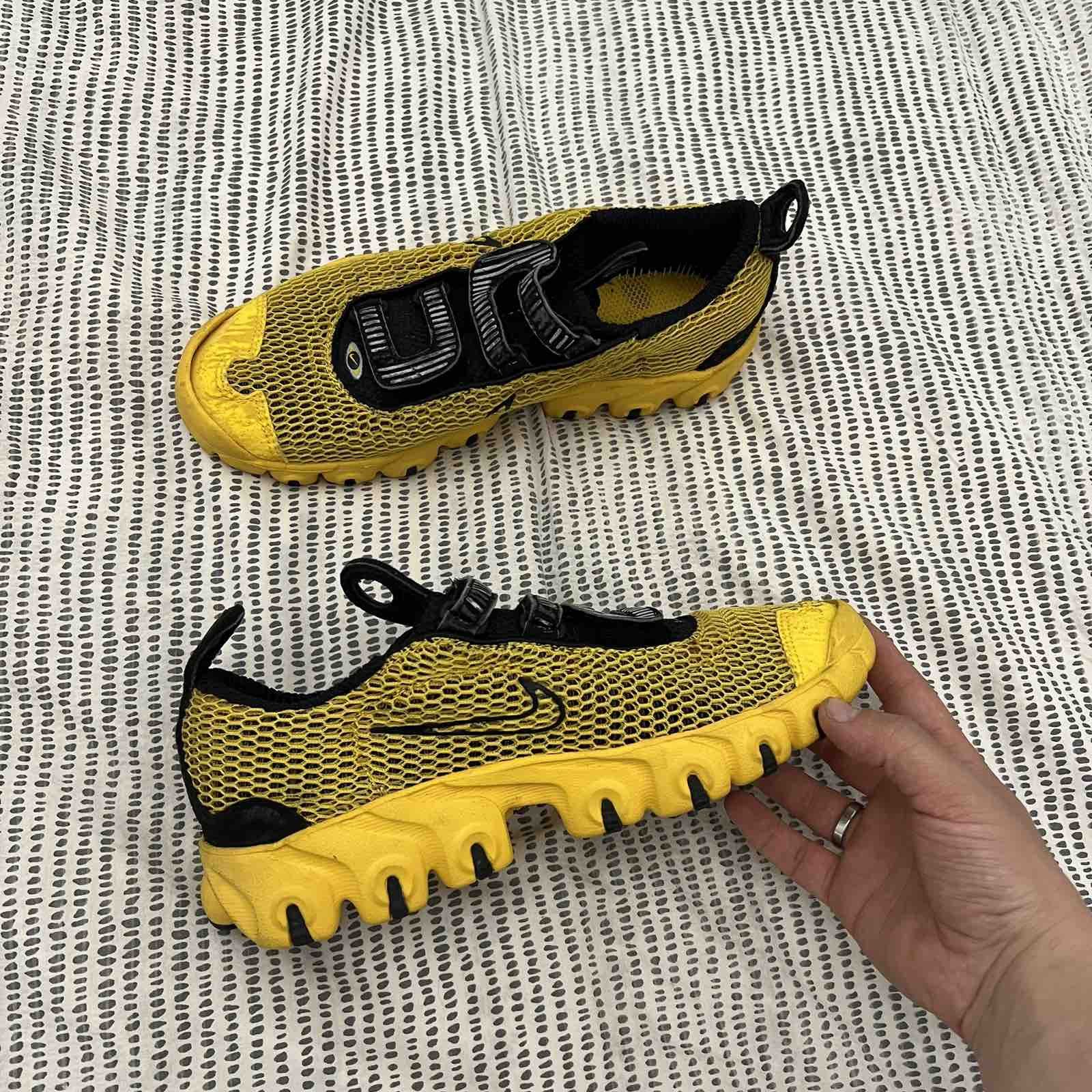 Nike Rare Nike Air Kukini 2003 Size US 8.5 / EU 41-42 - 2 Thumbnail