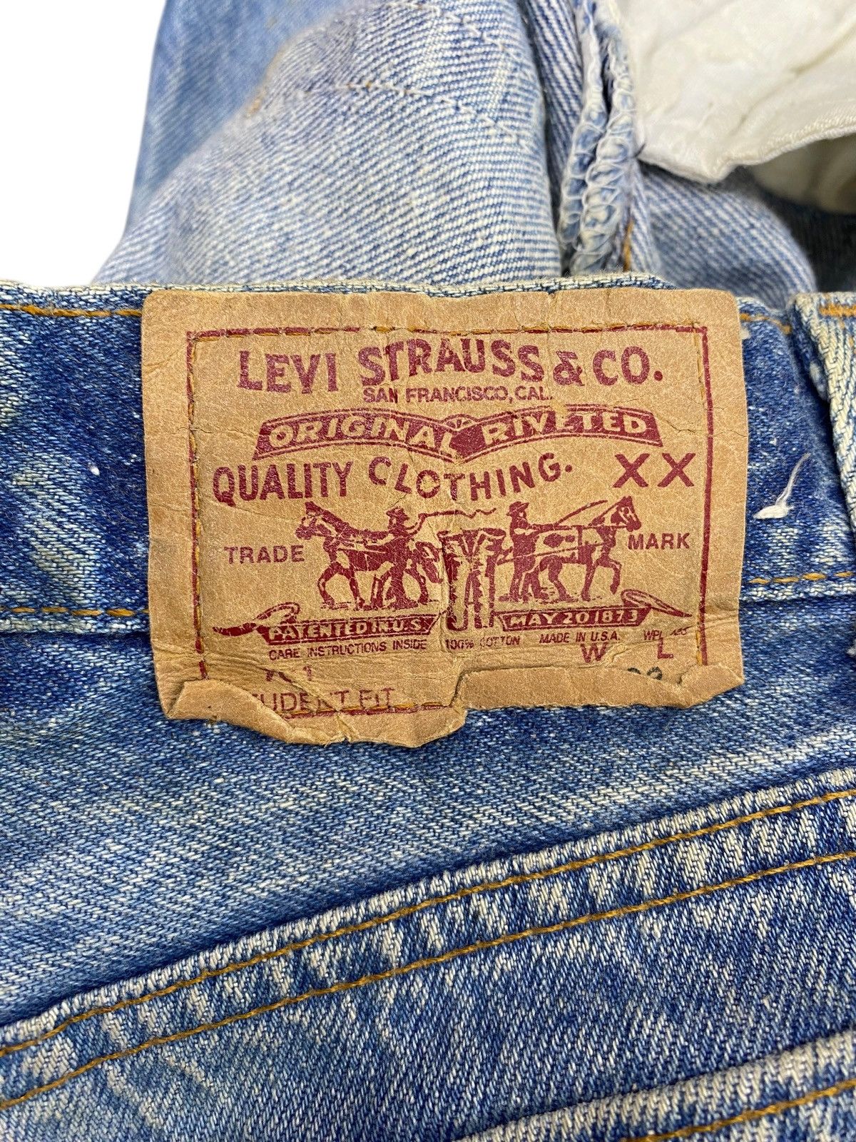 Levi's Levi’s Acid Wash Distressed Style Loose Jeans Size US 27 - 10 Thumbnail