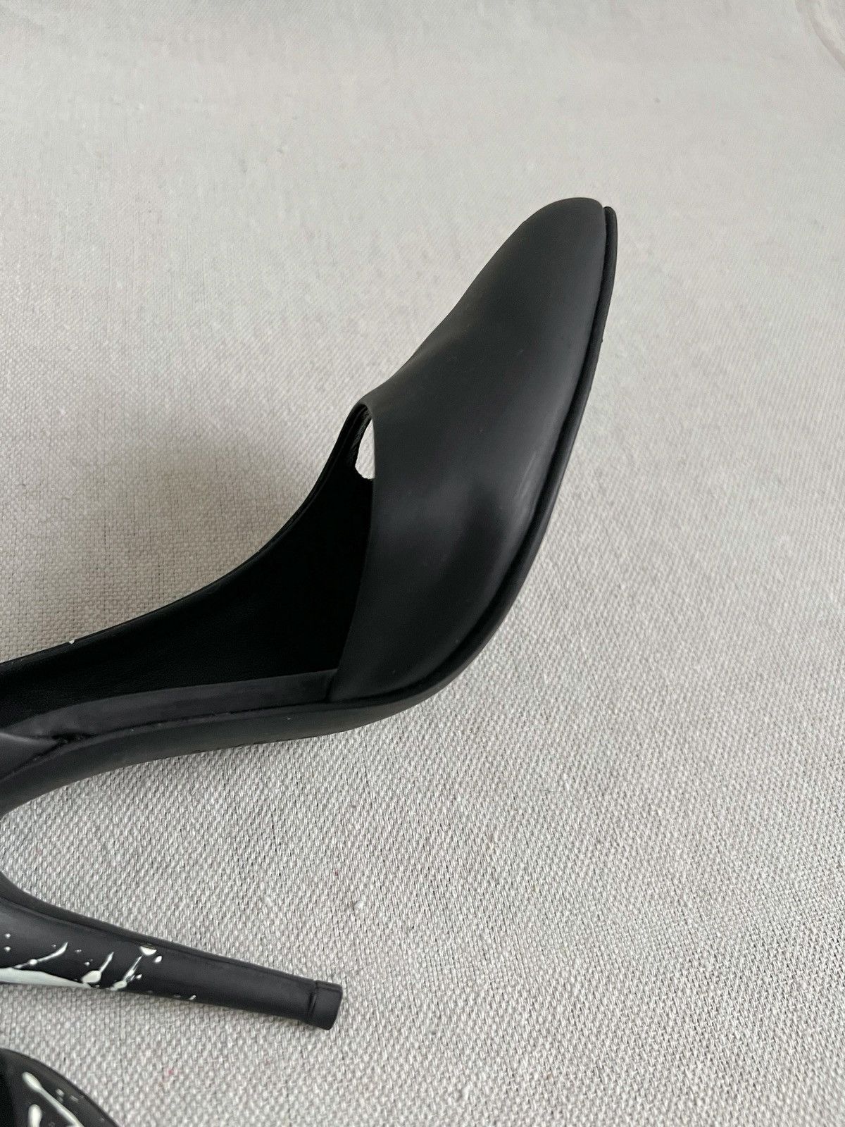Givenchy Vintage Givenchy Cut-Out Painted Stilettos Size US 9 / IT 39 - 9 Thumbnail