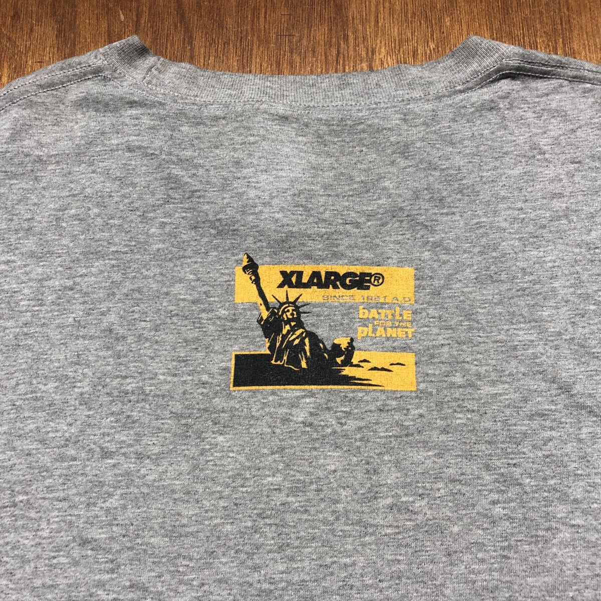 Vintage × Xlarge Xlarge “Battle For The Planet” Size US L / EU 52-54 / 3 - 13 Thumbnail