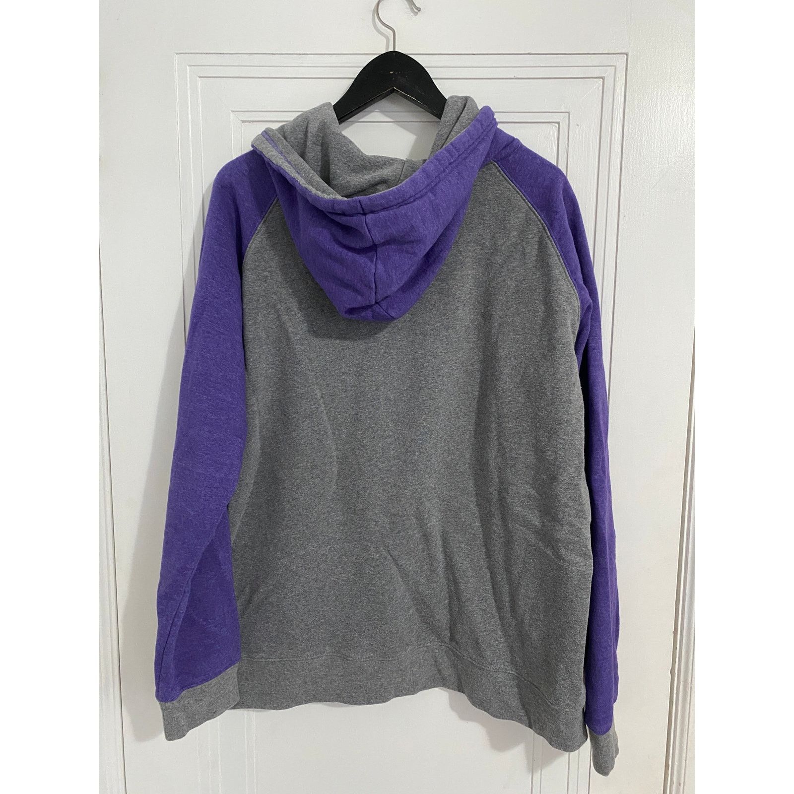 NFL Minnesota Vikings Helmet Logo Hoodie Sweatshirt Size XL Size US XL / EU 56 / 4 - 4 Thumbnail