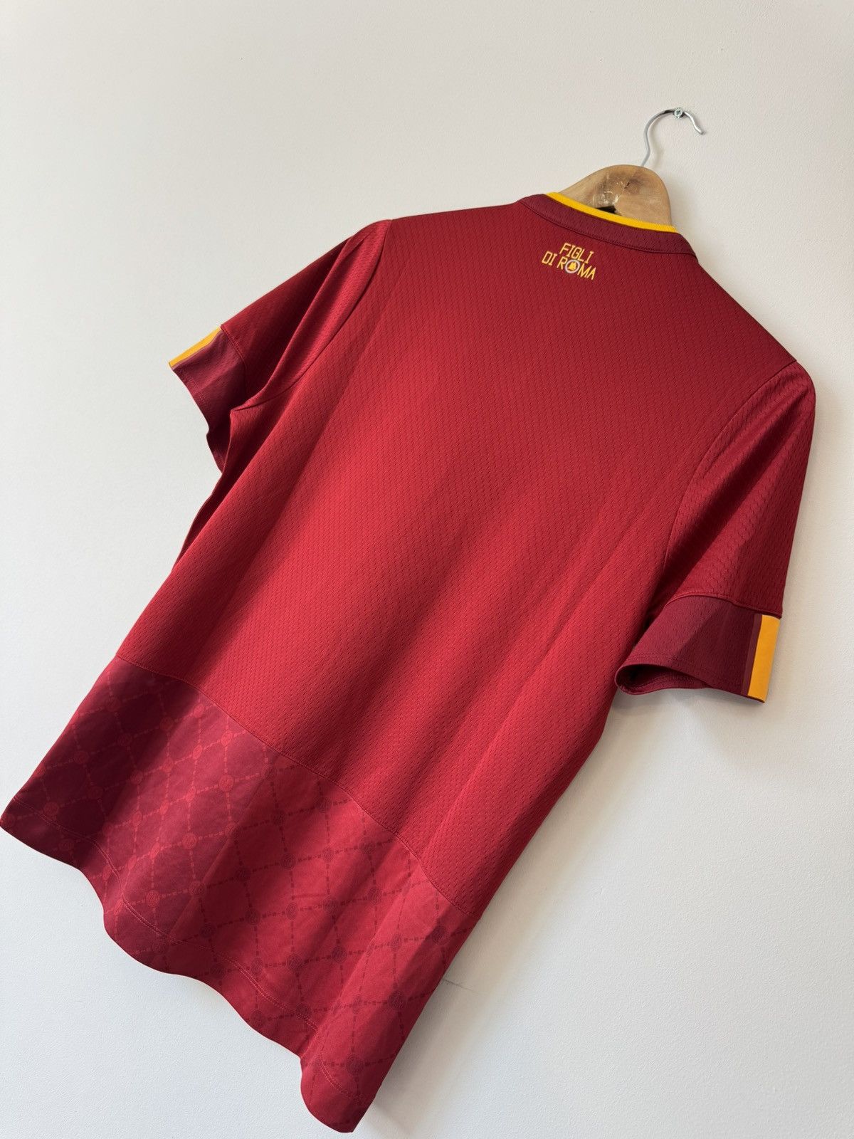 New Balance Roma 2022-2023 Home Soccer Jersey Football Shirt Red Kit Size US S / EU 44-46 / 1 - 8 Thumbnail
