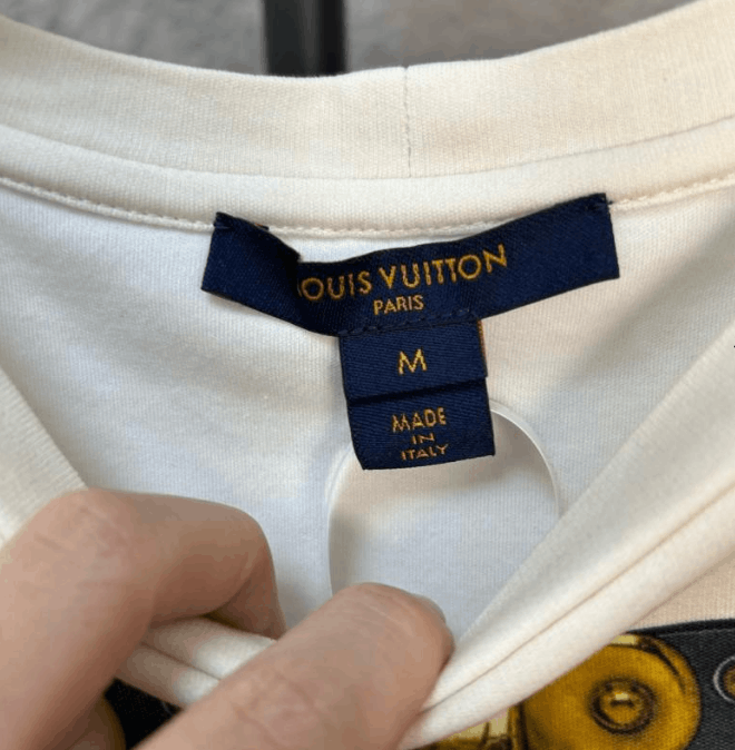 Louis Vuitton Louis Vuitton short-sleeve T-shirt s0eu Size US M / EU 48-50 / 2 - 2 Thumbnail