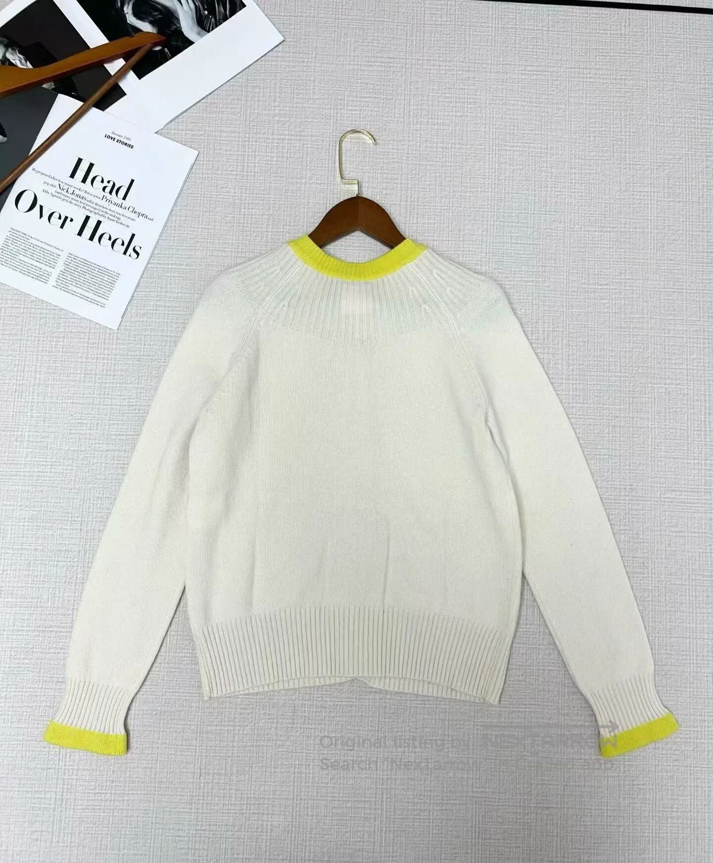 Chanel Chanel Cardigan Sweater with Yellow Trim. Size XS / US 0-2 / IT 36-38 - 3 Thumbnail